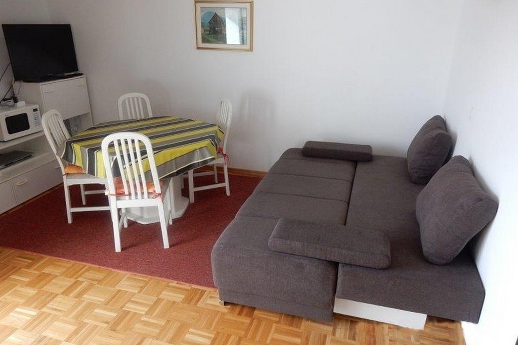 Two bedroom apartment with balcony and sea view Žman, Dugi otok  A-b