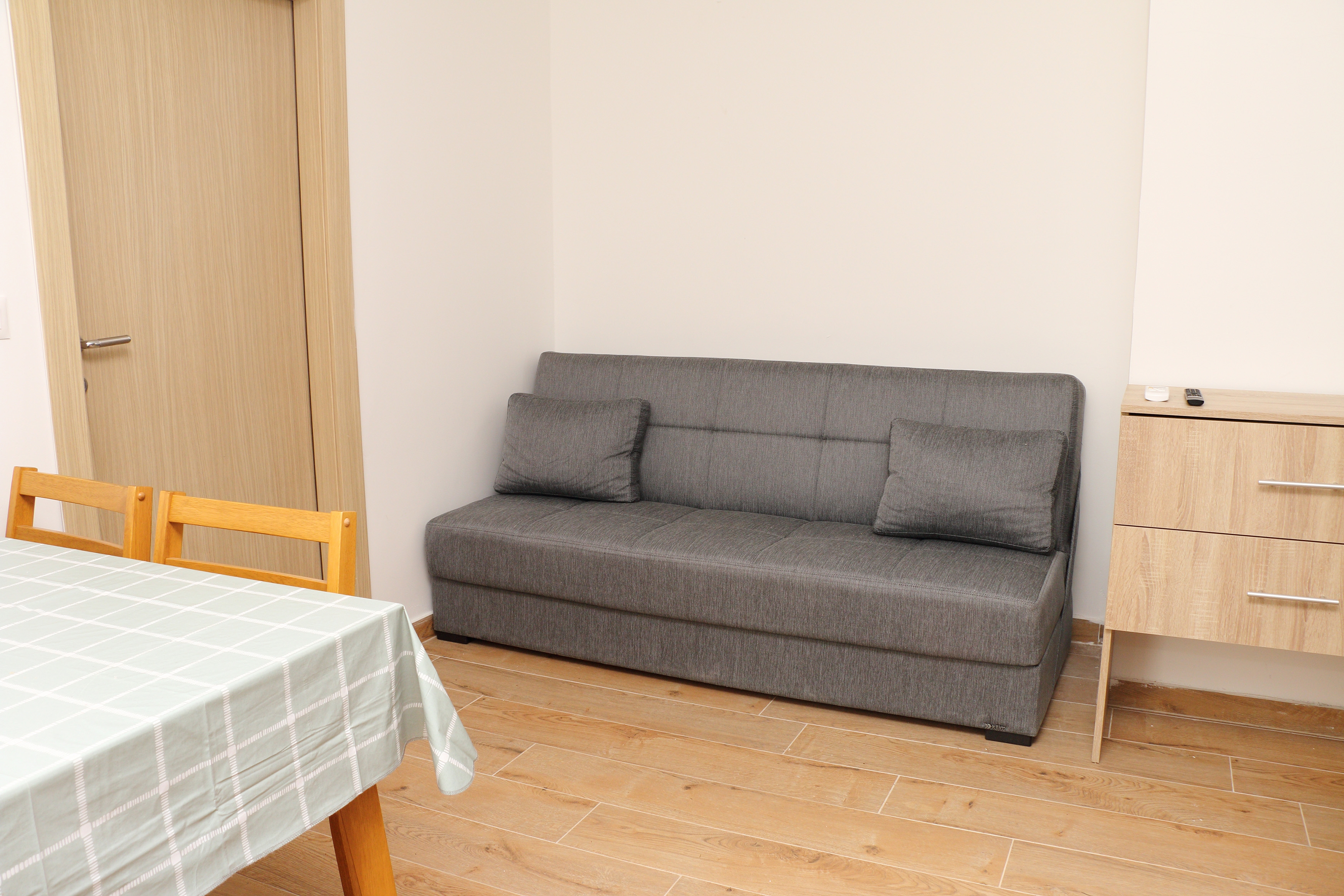 One bedroom apartment with balcony and sea view Kukljica, Ugljan  A-b