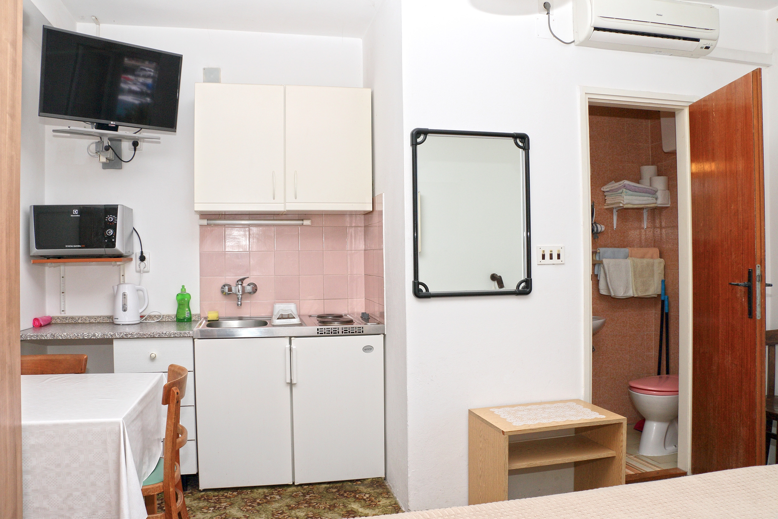 Studio flat with balcony and sea view Kukljica, Ugljan  AS-a