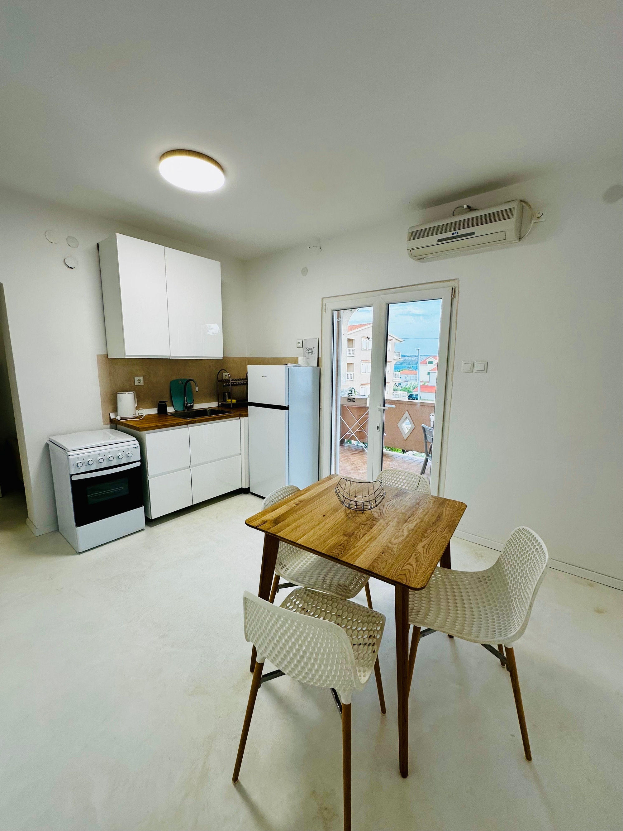 Studio flat with terrace and sea view Vidalići (Pag) (AS-24330-a) Studio flat with terrace and sea view Vidalići (Pag) (AS-24330-a)