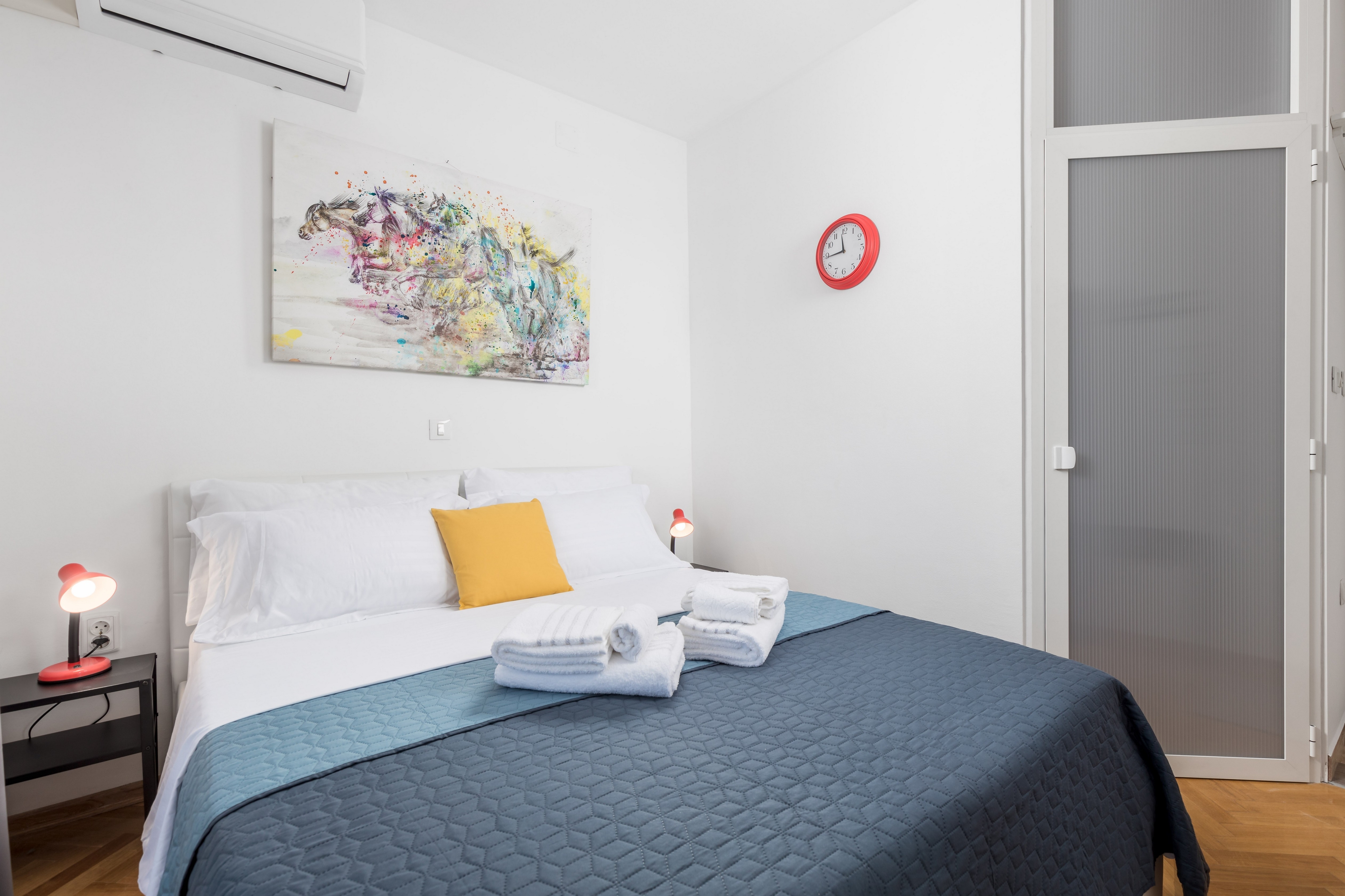 Room with terrace and sea view Rijeka  S-a