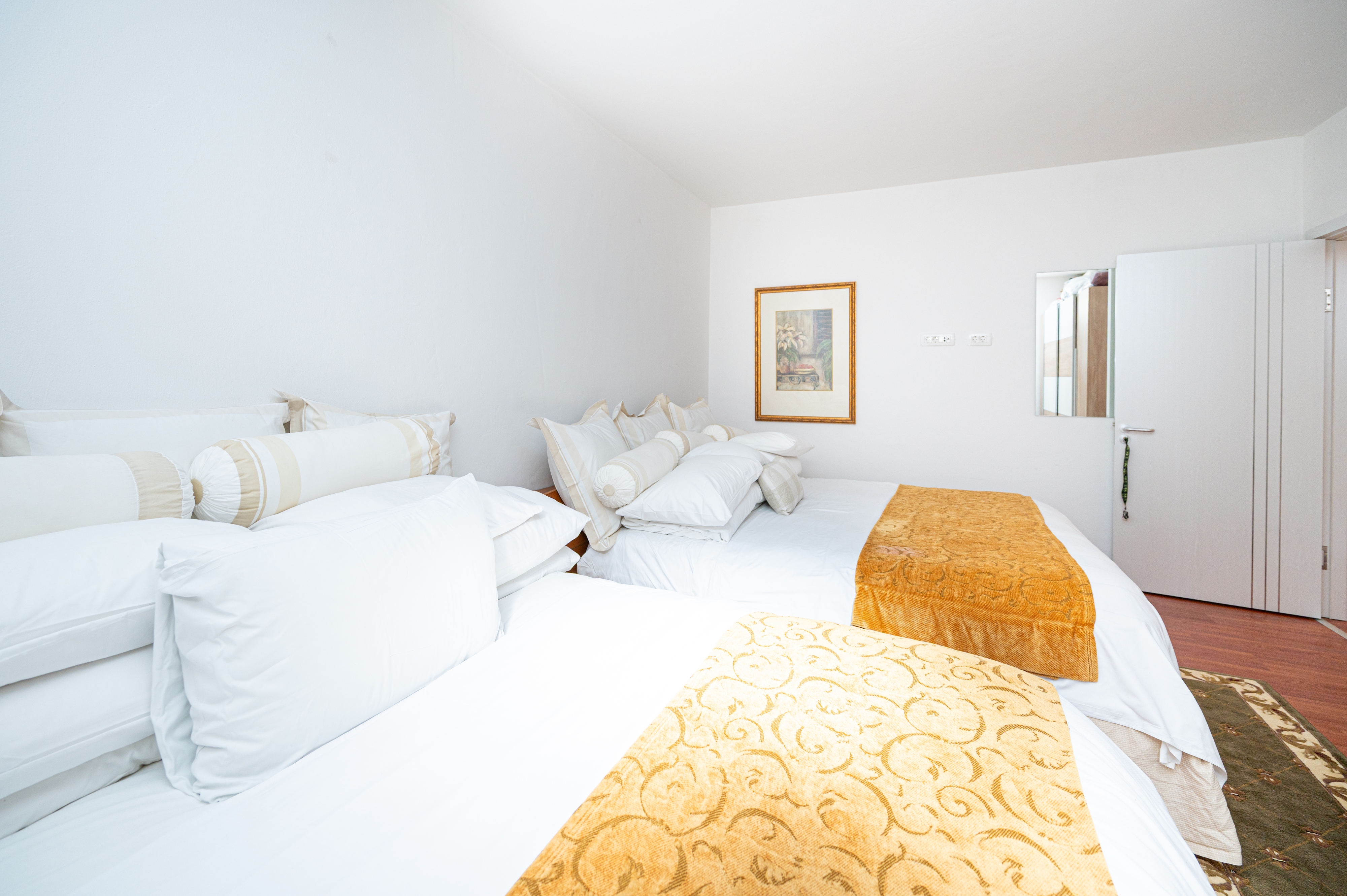 Two bedroom apartment with air-conditioning Sukošan, Zadar  A-a