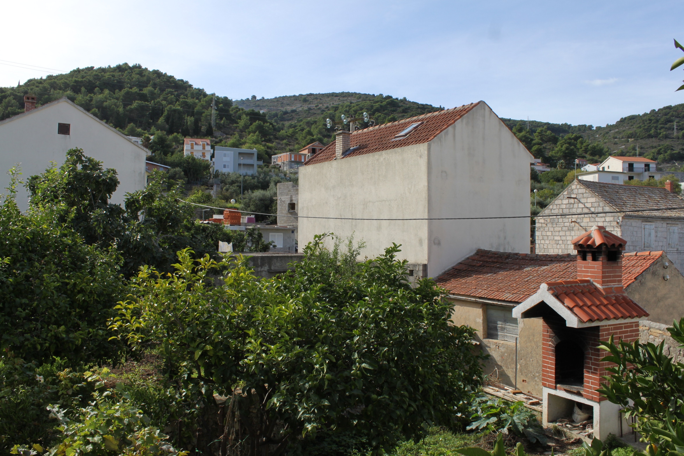 One bedroom apartment with balcony Vis  A-a