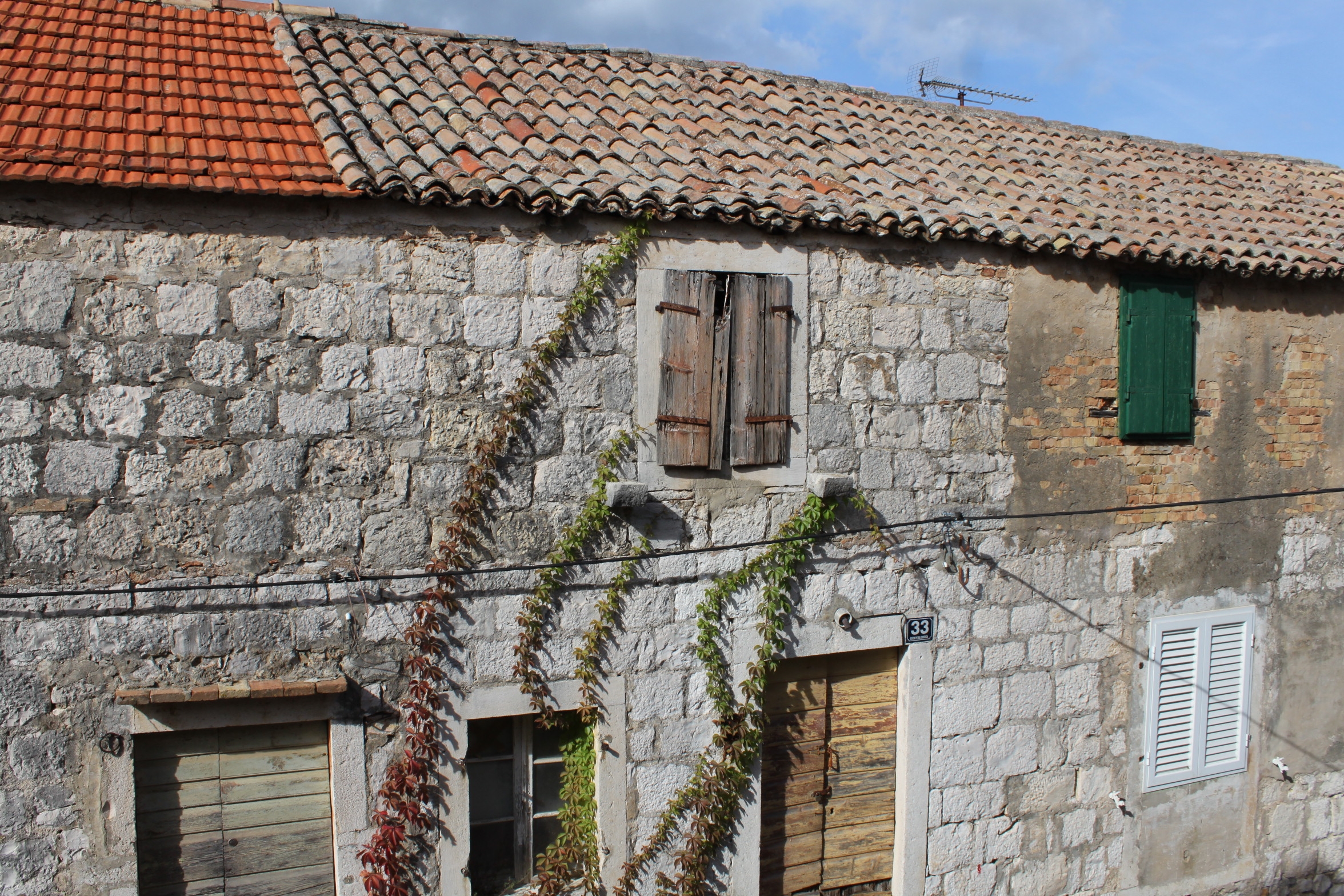 Two bedroom apartment with balcony Vis  A-c