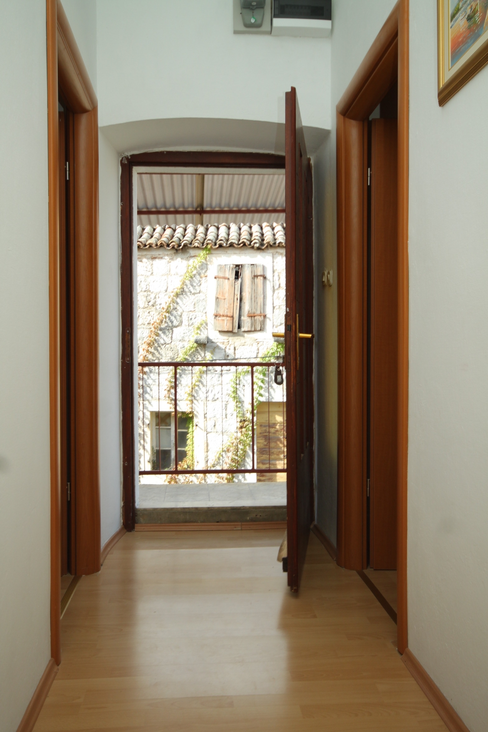 Two bedroom apartment with balcony Vis  A-c
