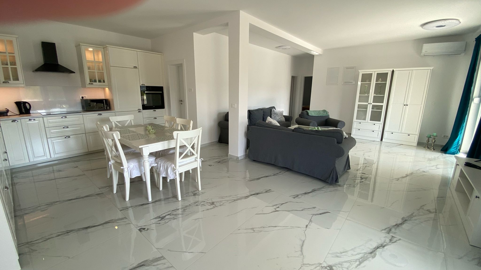 Dvosobni apartman s terasom Pag  A-a