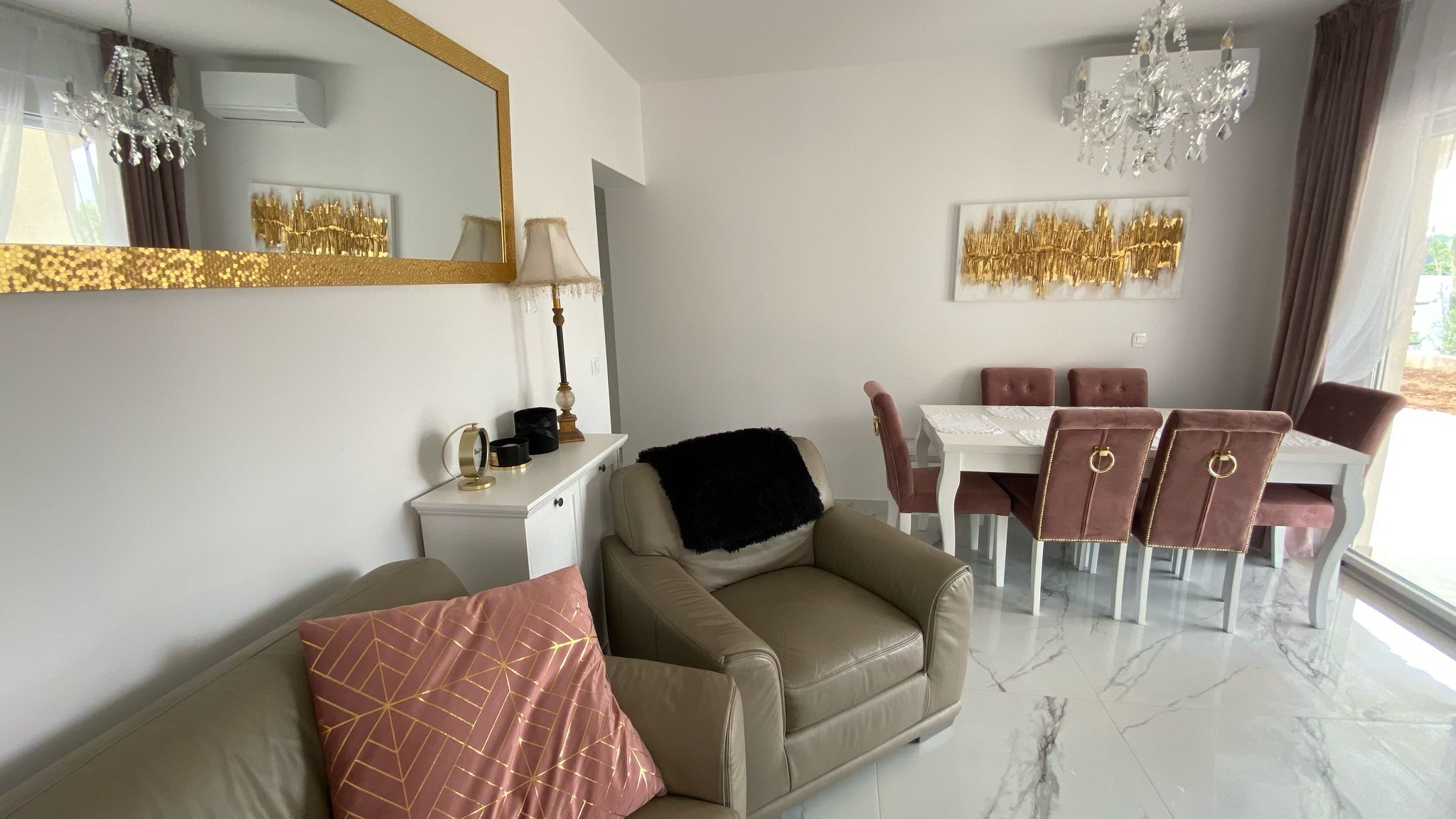 Dvosobni apartman s terasom Pag  A-b