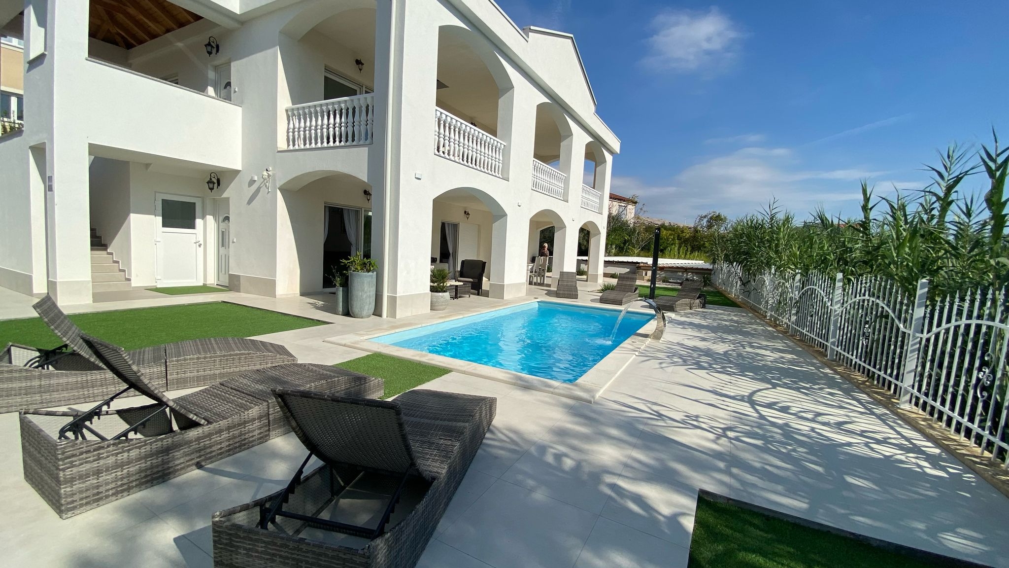 Dvosobni apartma S teraso Pag  A-a