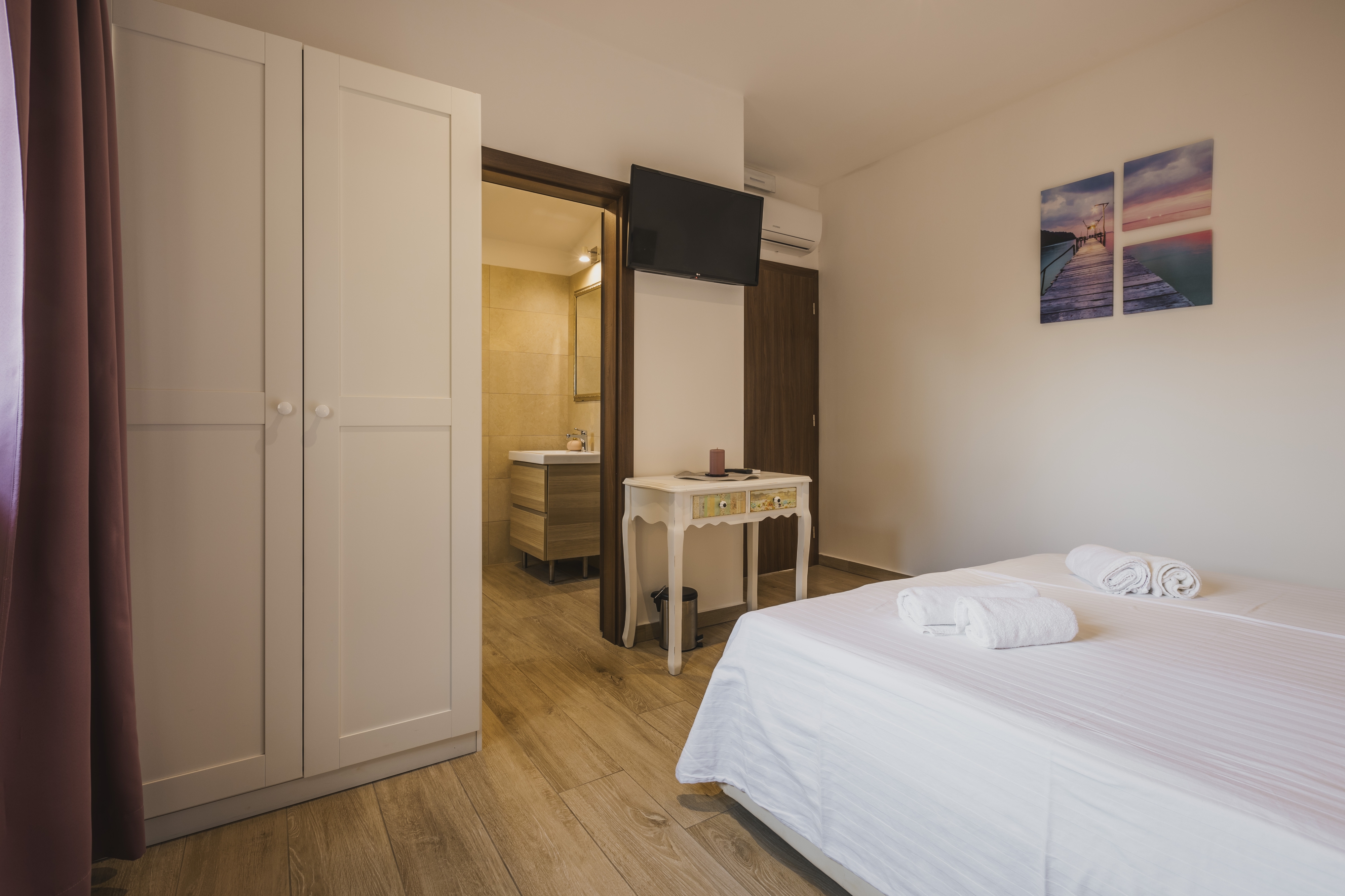 Room with air-conditioning Rošini, Poreč (S-24364-d) Room with air-conditioning Rošini, Poreč (S-24364-d)