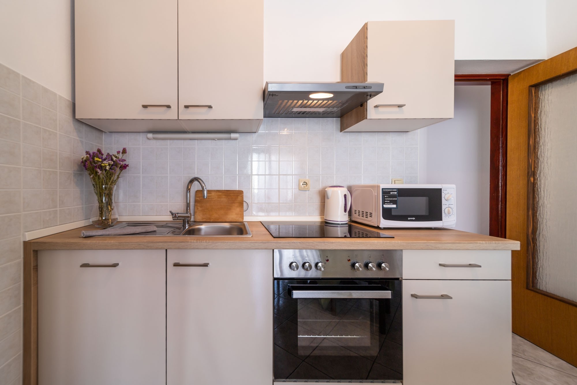 Dvosobni apartman s terasom i pogledom na more Rab  A-a