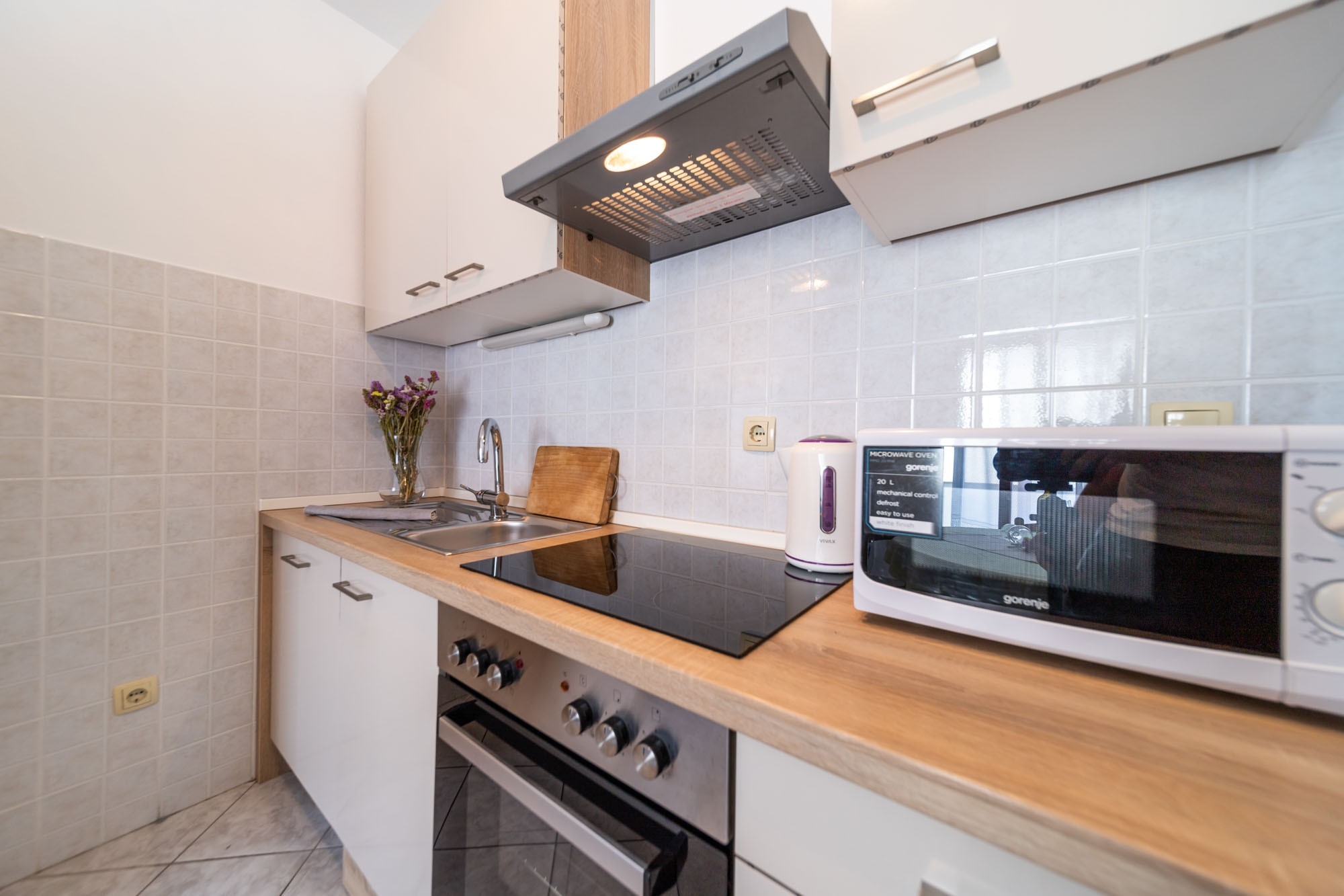 Dvosobni apartman s terasom i pogledom na more Rab  A-a