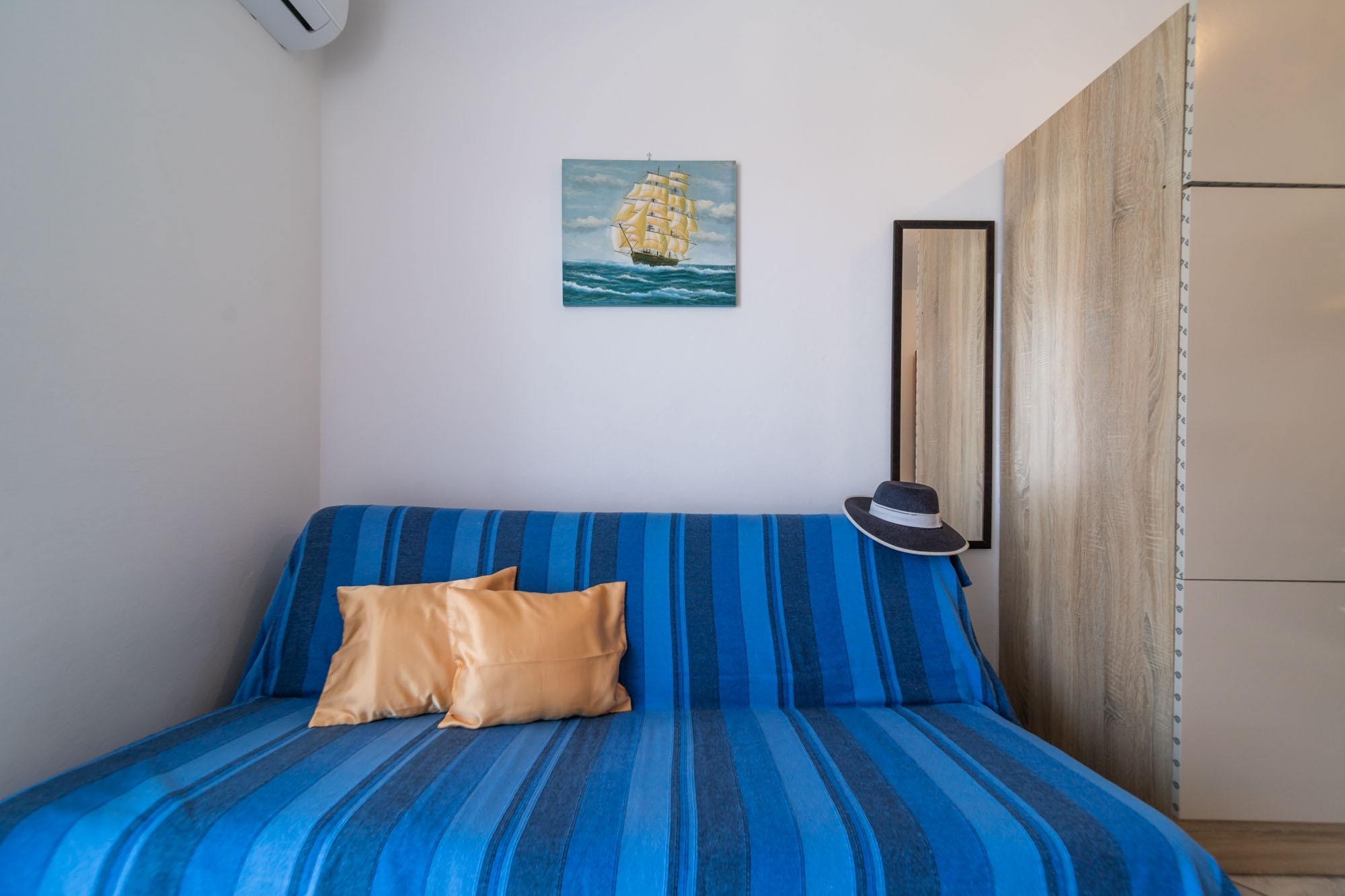 Dvosobni apartman s terasom i pogledom na more Rab  A-a