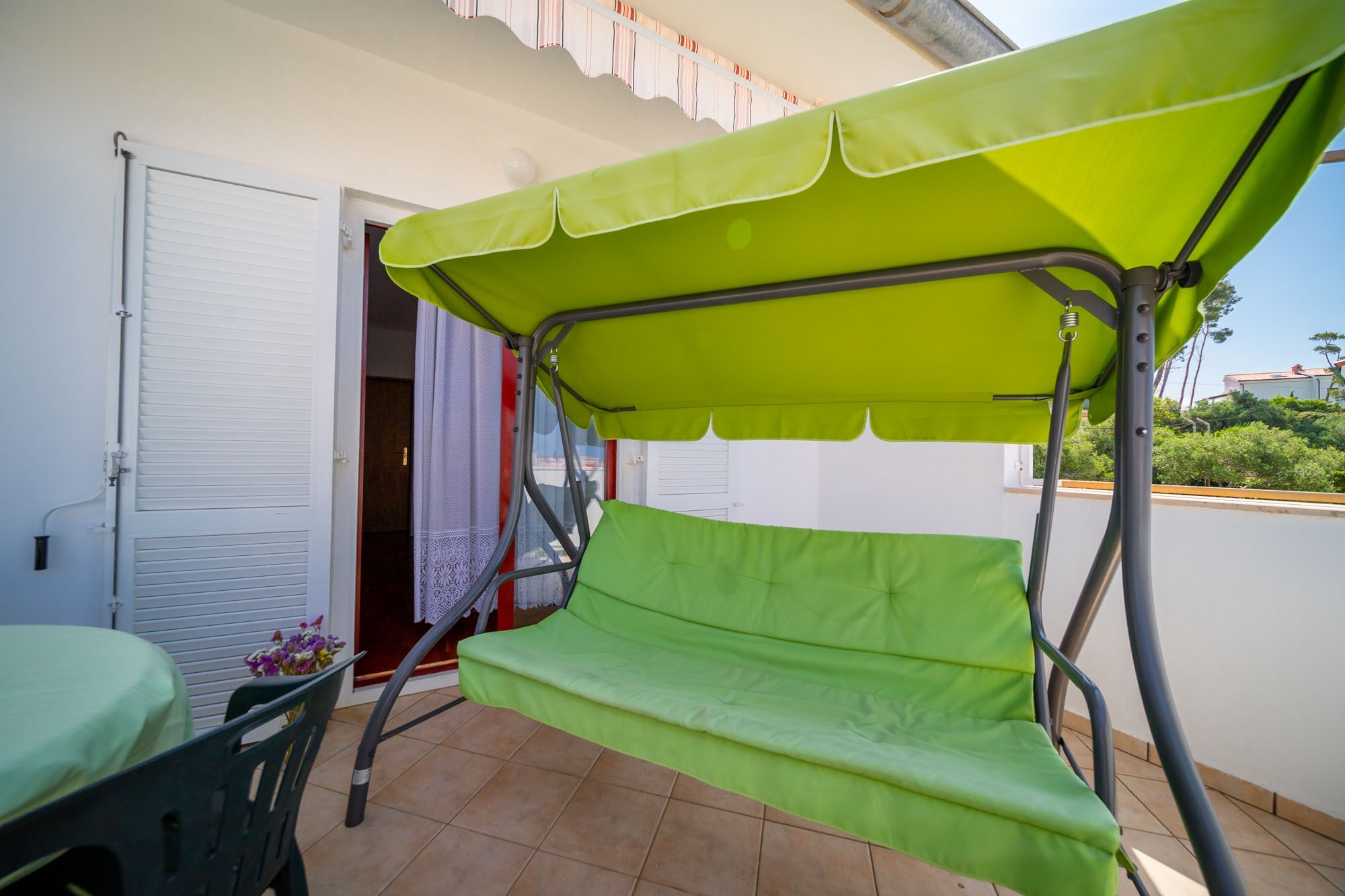 Dvosobni apartman s terasom i pogledom na more Rab  A-a