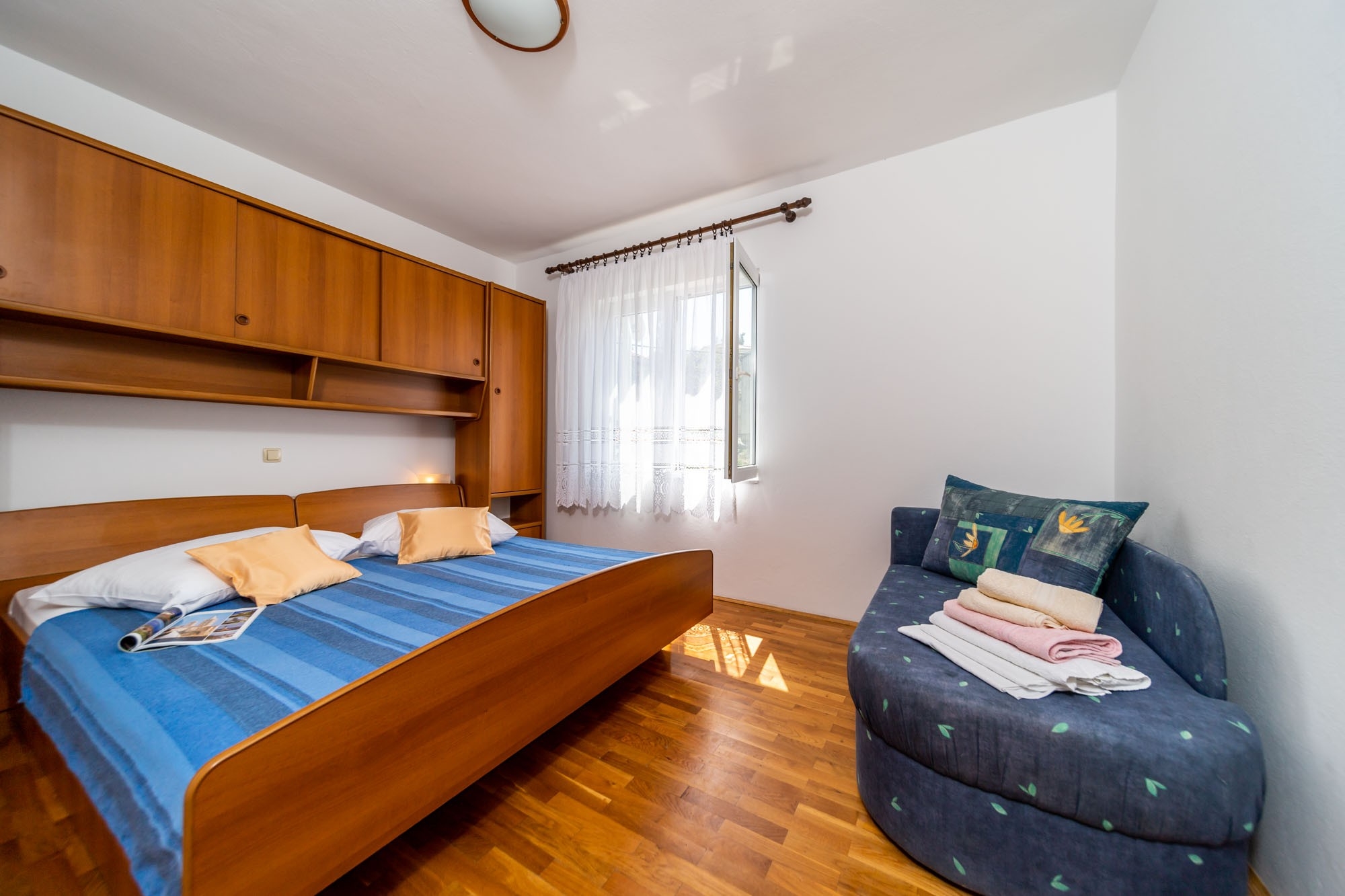 Dvosobni apartman s terasom Rab  A-b