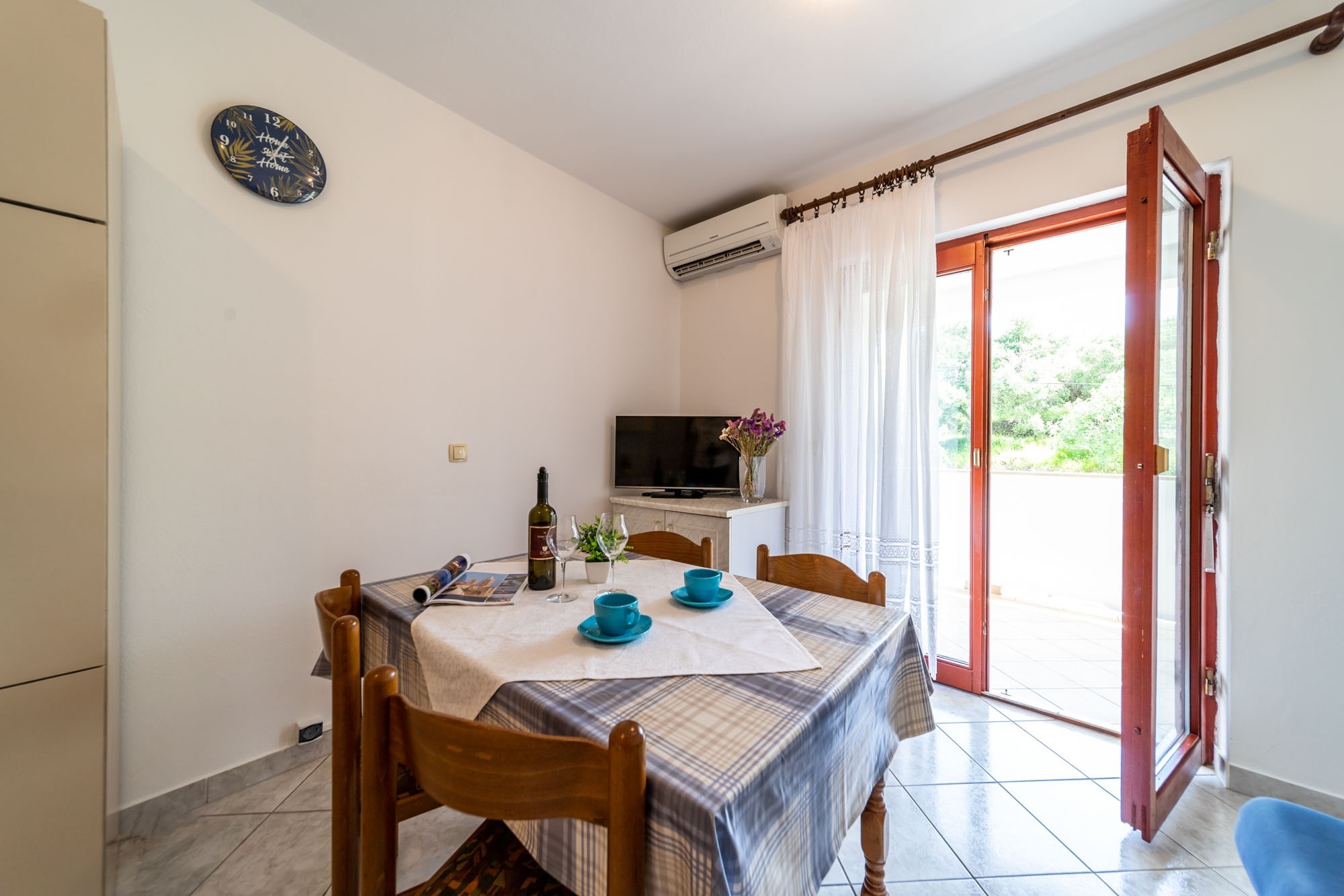 Dvosobni apartman s terasom Rab  A-b