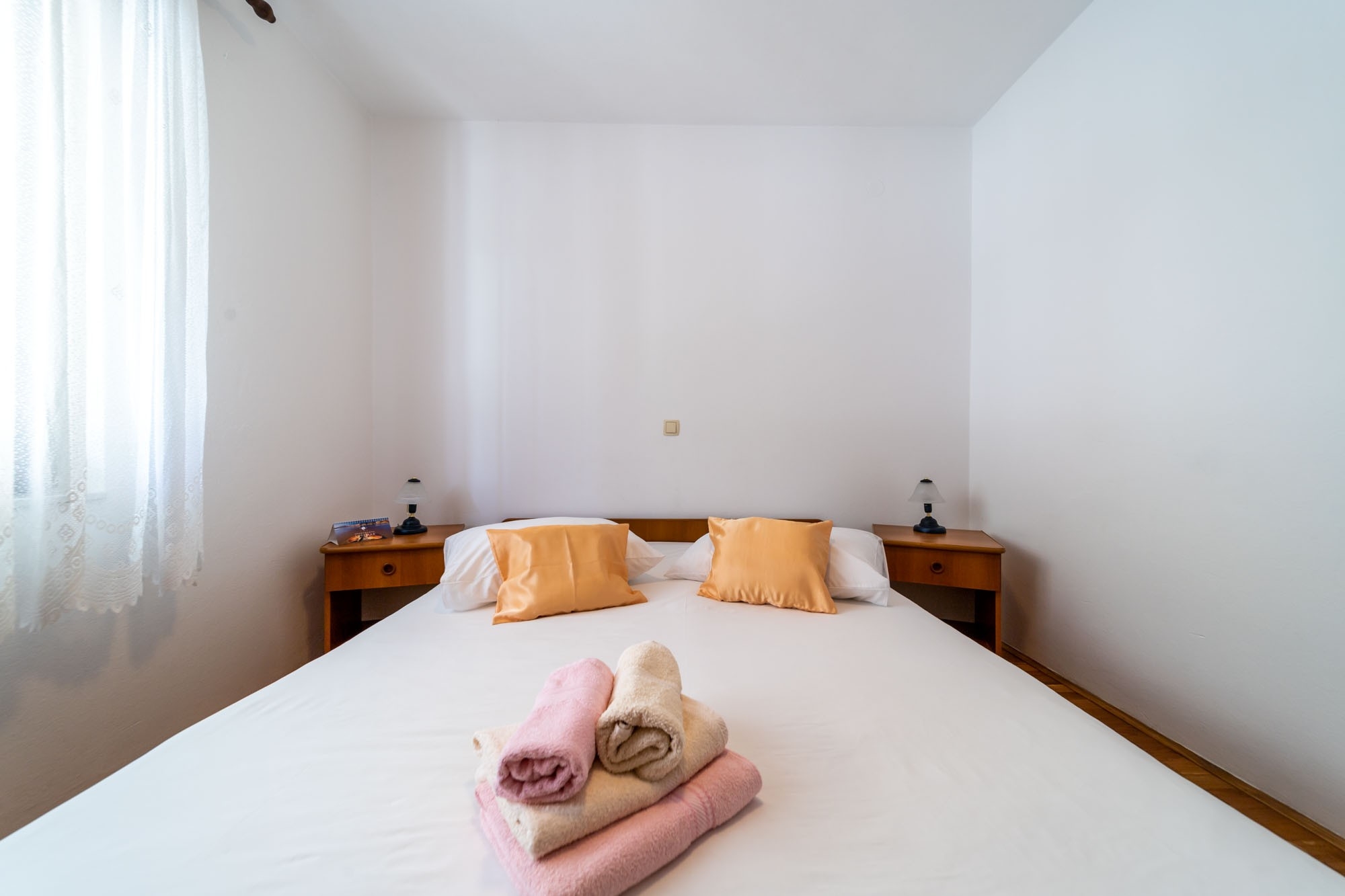 Enosobni apartma S teraso Rab  A-c