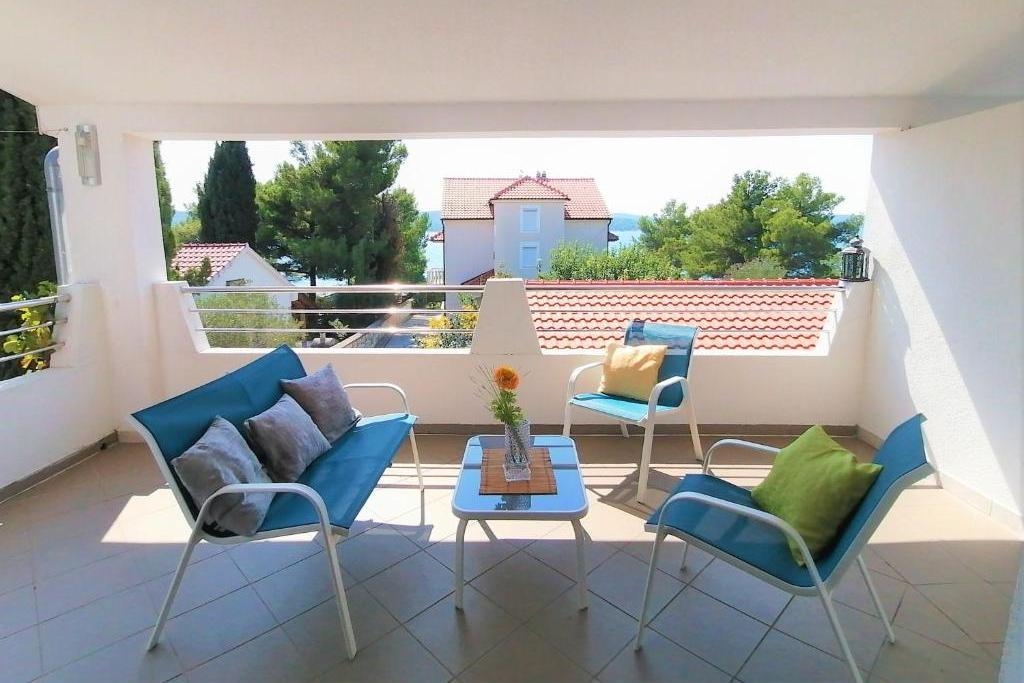 Jednosobni apartman uz plažu Pirovac, Šibenik  A-a