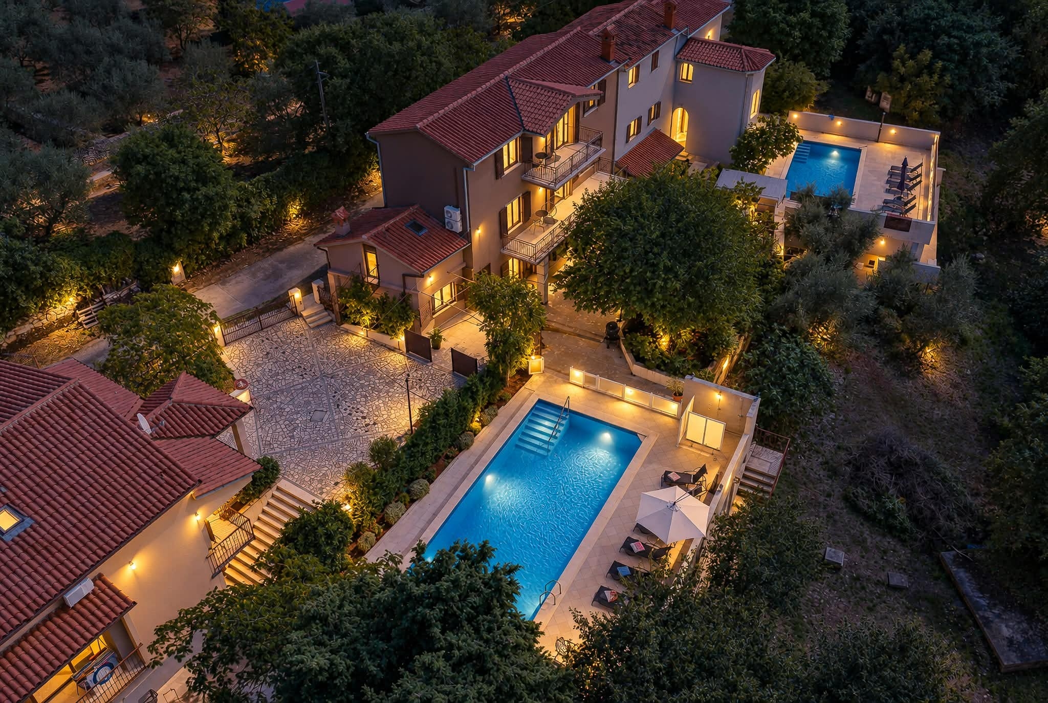 Maison de quatre chambres avec une piscine Krnica, Marcana (K-24375)