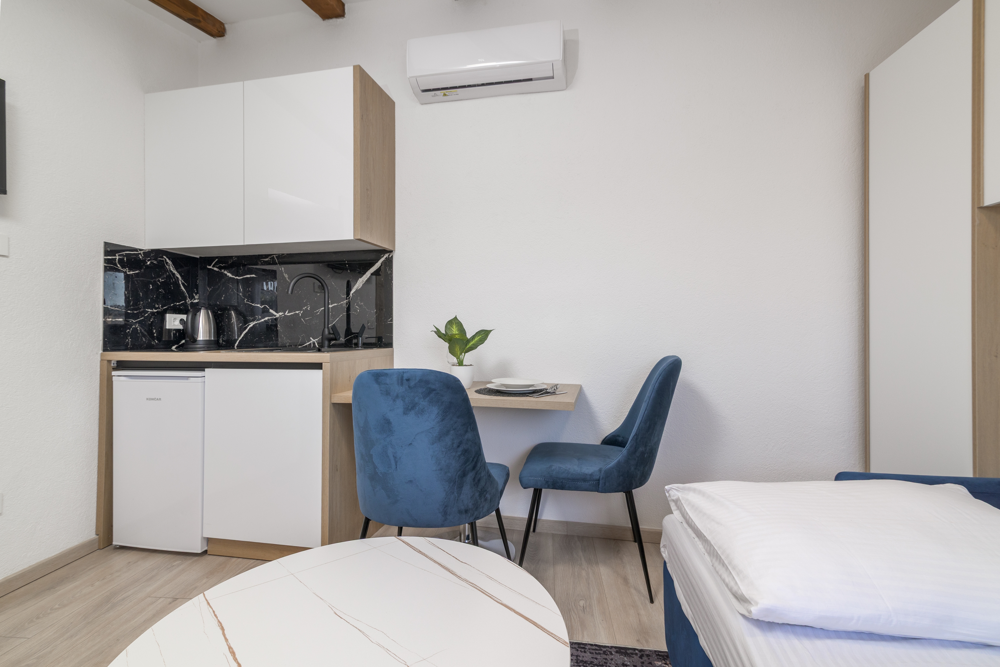 Studio flat with terrace and sea view Pula (AS-24381-a) Studio flat with terrace and sea view Pula (AS-24381-a)