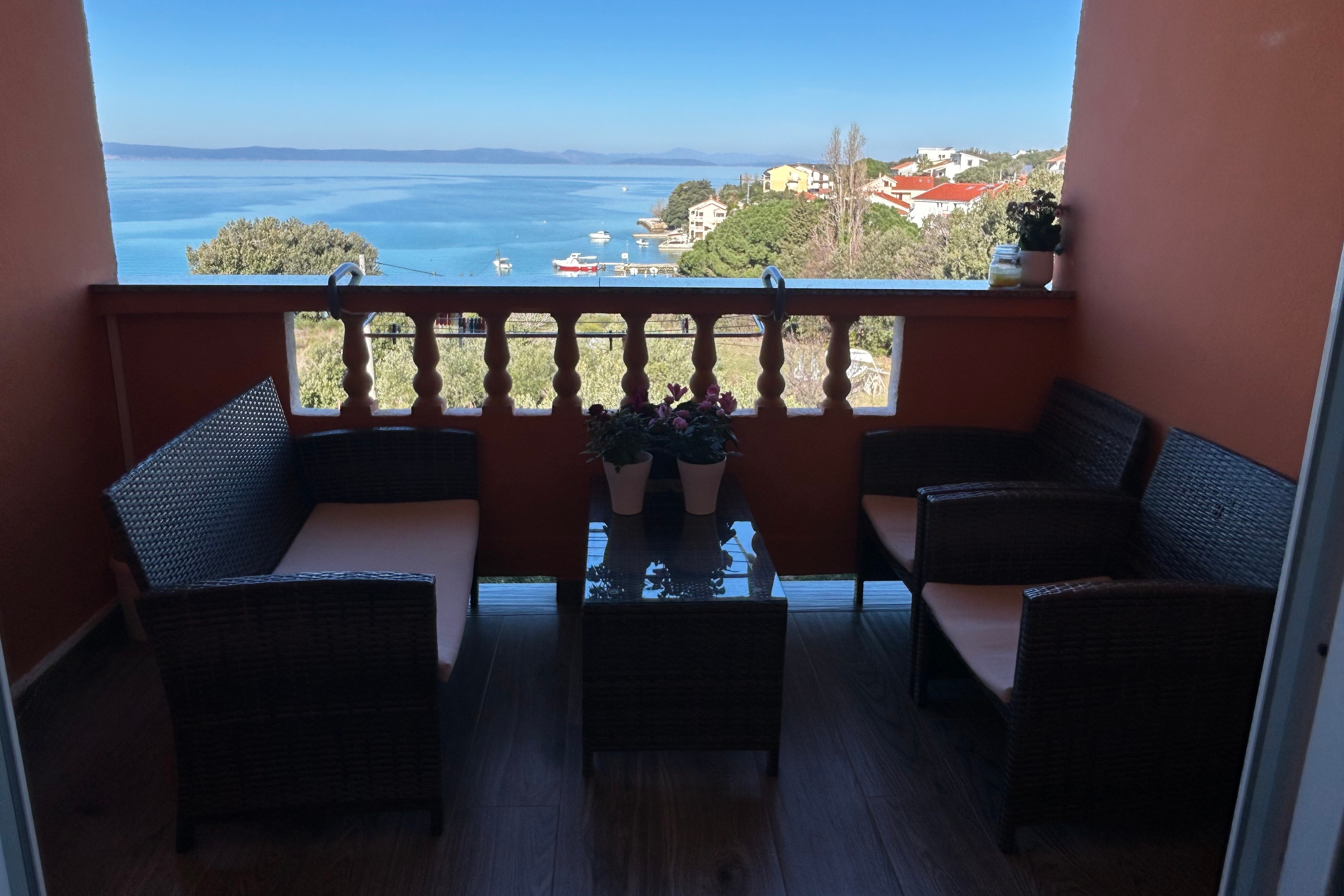 Two bedroom apartment with terrace and sea view Supetarska Draga - Gonar, Rab (A-24383-c) Two bedroom apartment with terrace and sea view Supetarska Draga - Gonar, Rab (A-24383-c)