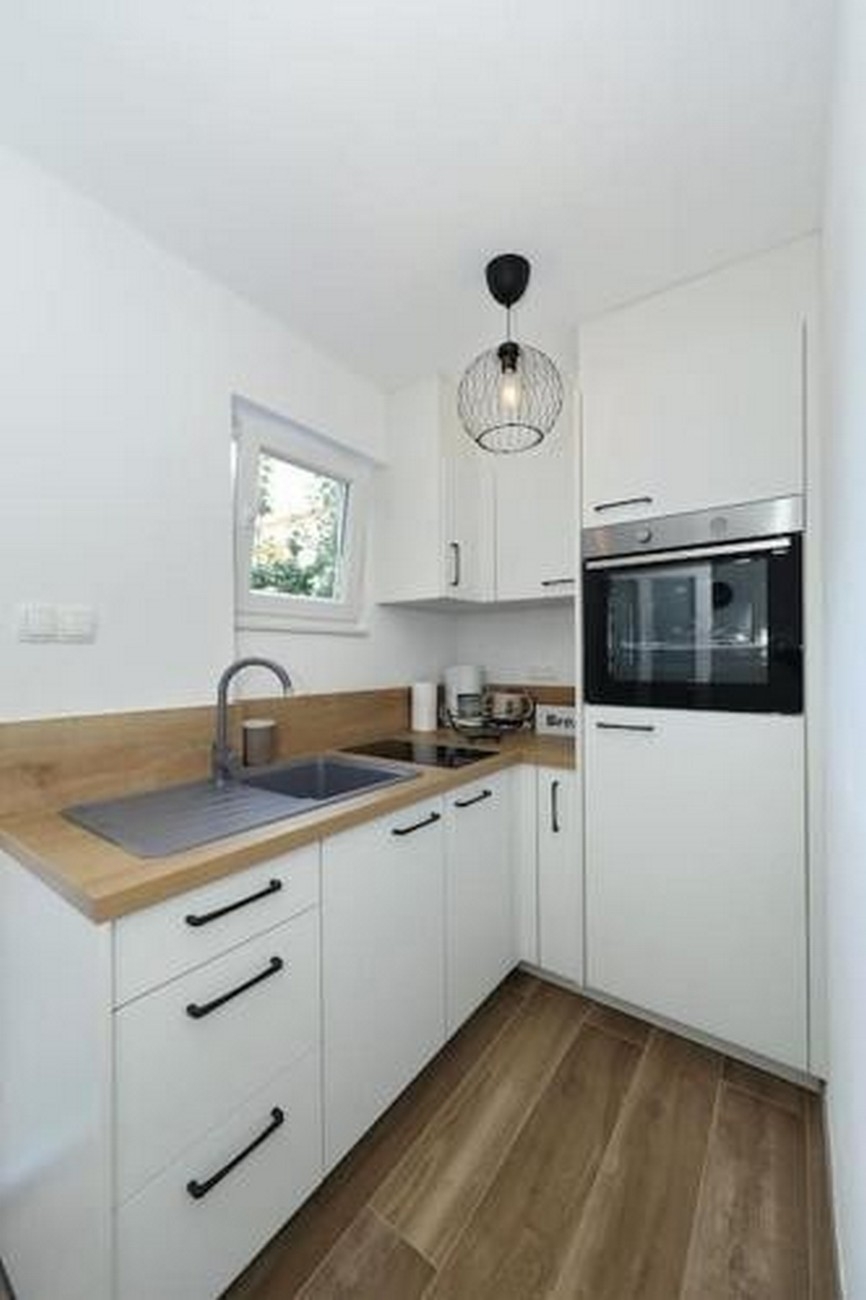 Studio flat with terrace Nin, Zadar (AS-24385-c)