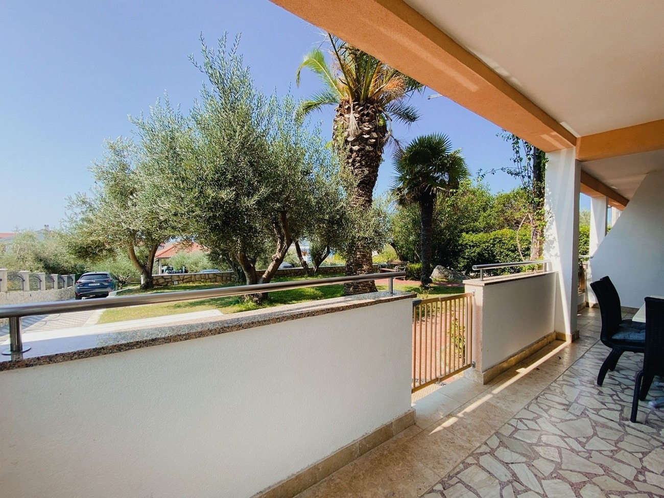 Two bedroom apartment with terrace Povljana, Pag  A-d