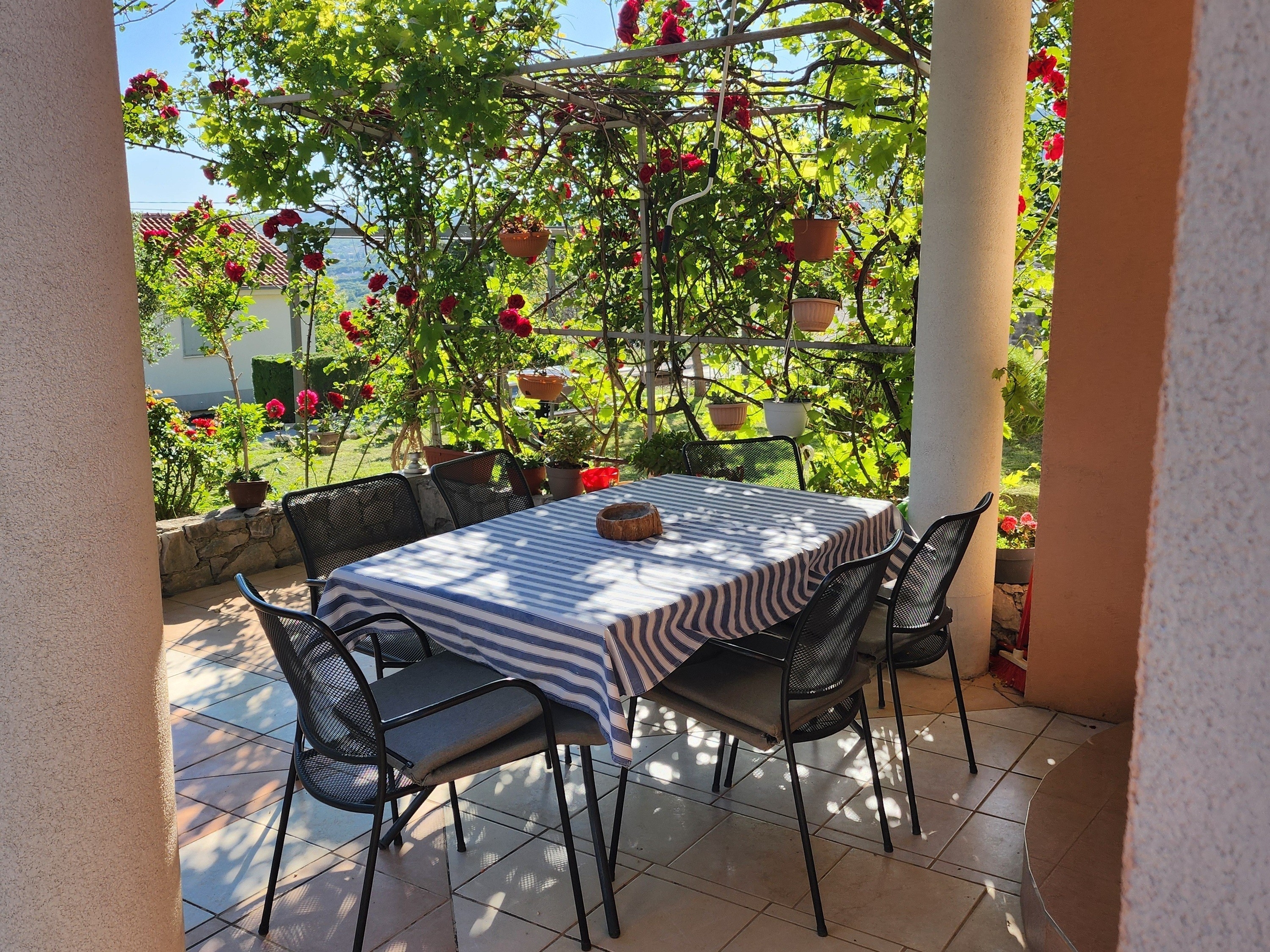 Two bedroom apartment with terrace and sea view Kaštel Stari, Kaštela (A-24406-a)