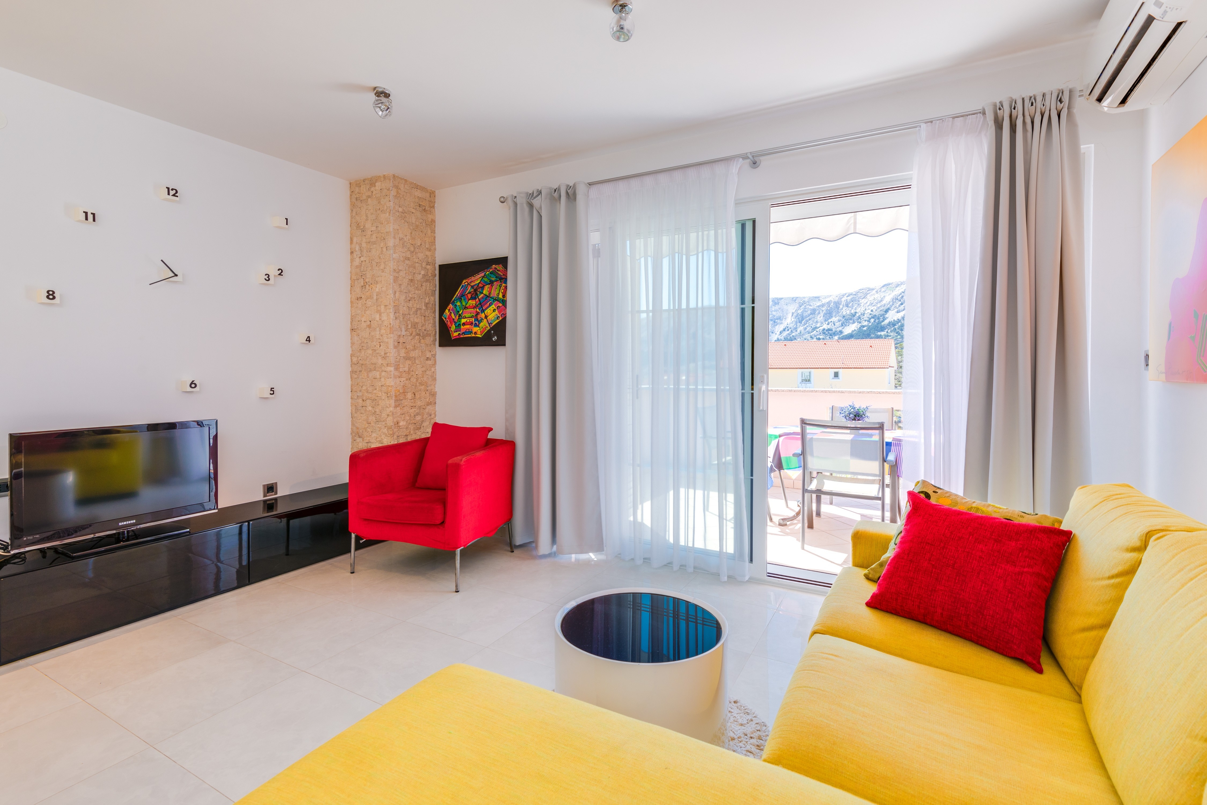 Two bedroom apartment with terrace Baška, Krk  A-a