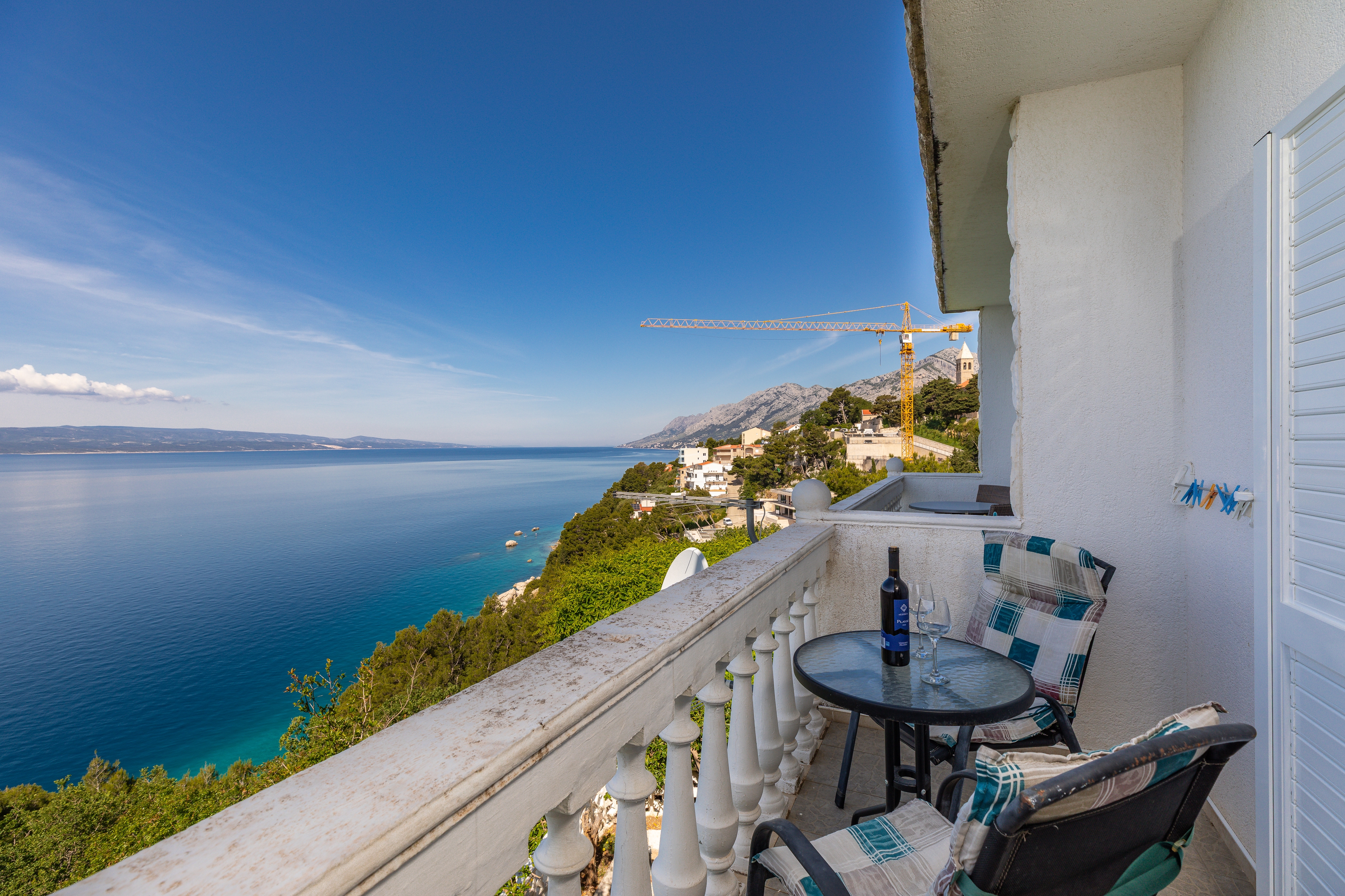 Two bedroom apartment with balcony and sea view Brela, Makarska  A-a