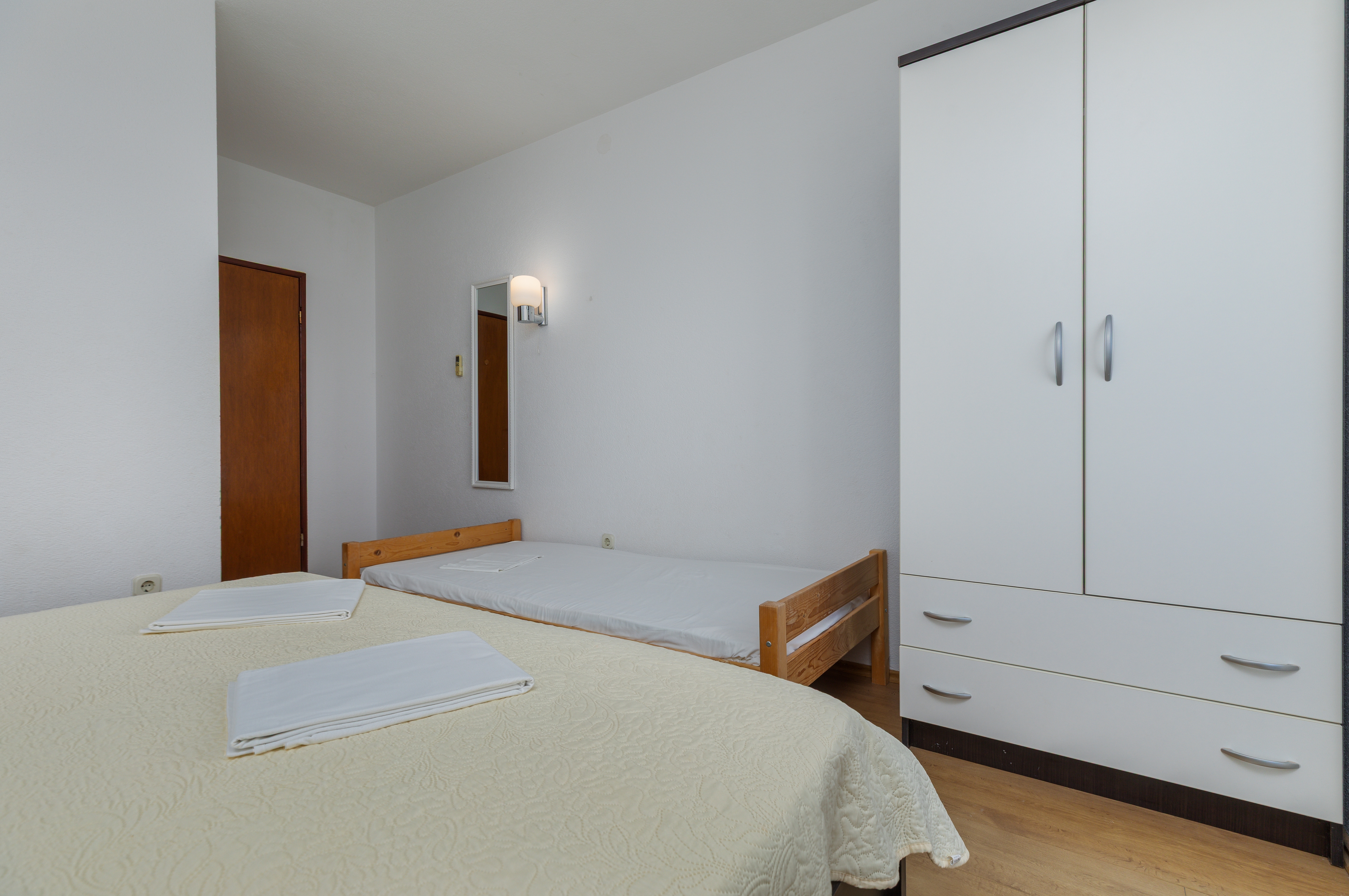 Two bedroom apartment with balcony and sea view Brela, Makarska  A-a