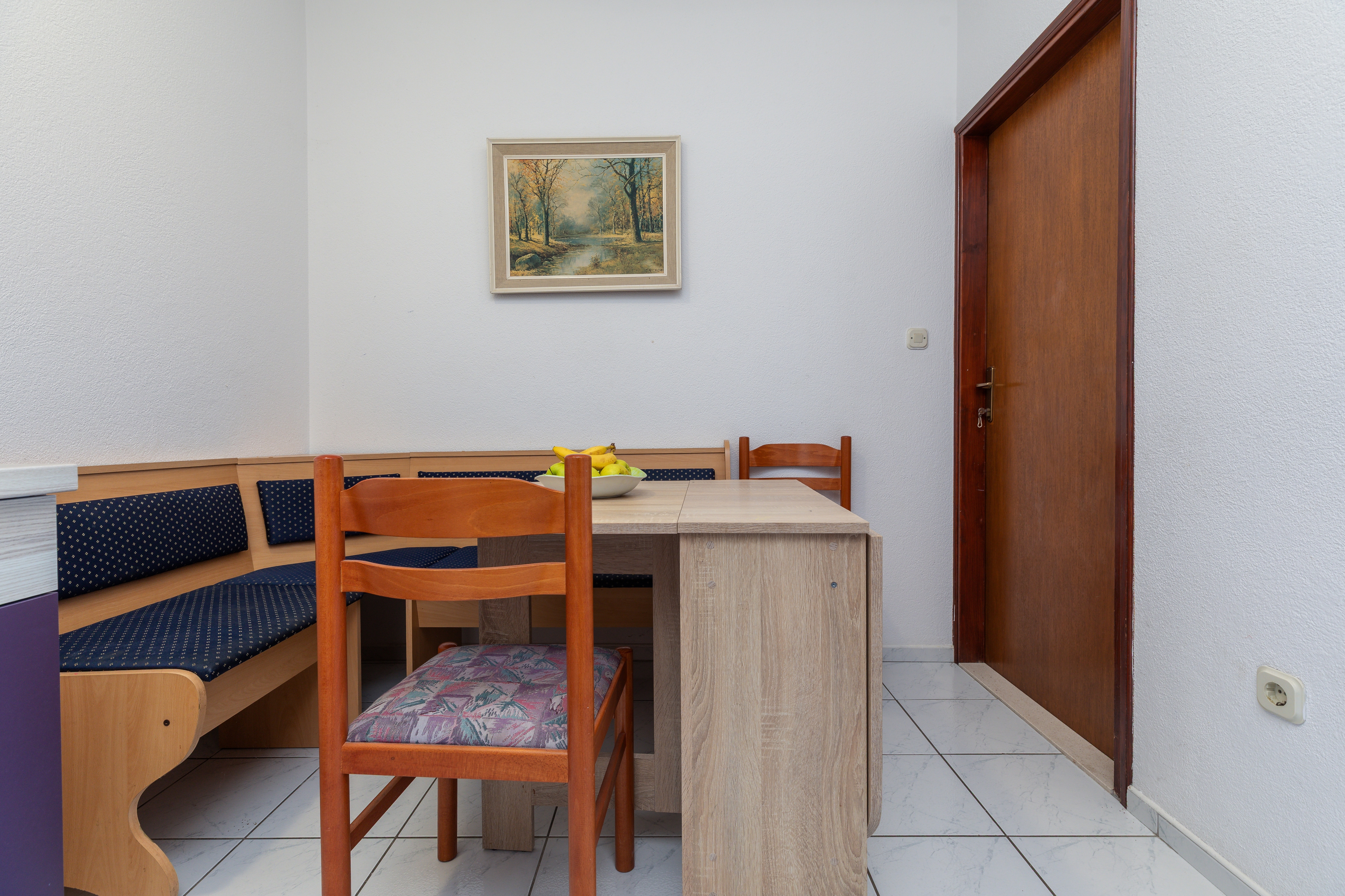 Two bedroom apartment with balcony and sea view Brela, Makarska  A-a