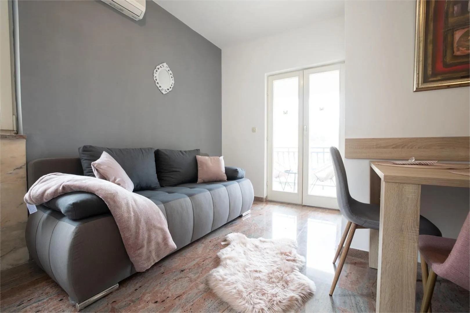 One bedroom apartment with balcony Makarska  A-a