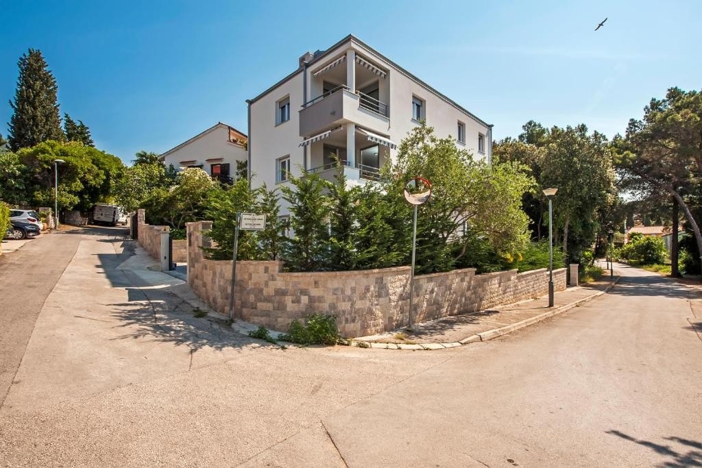 Dvosobni apartman s terasom Rovinj  A-a