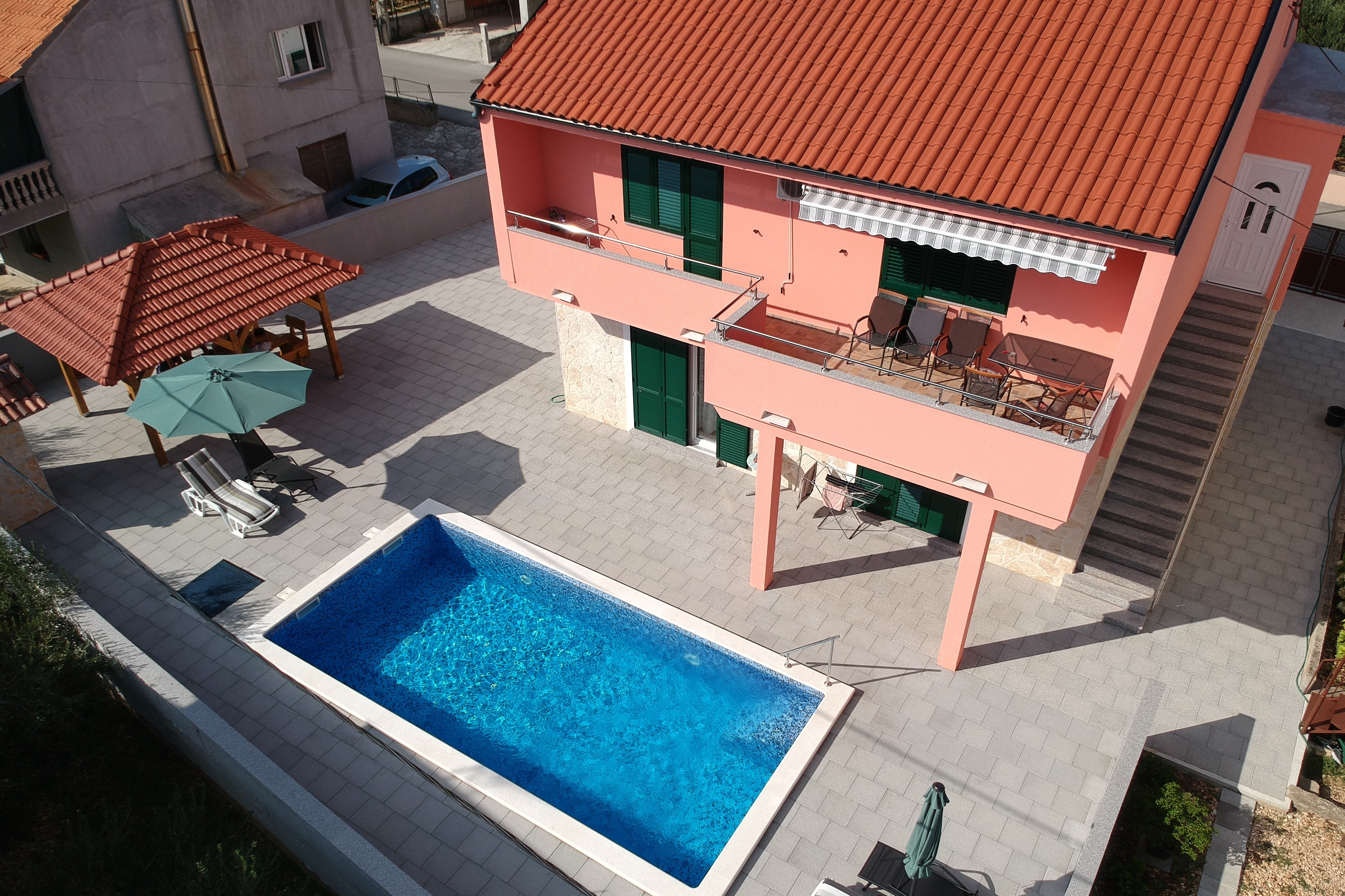 Four-bedroom house with terrace Šibenik  K