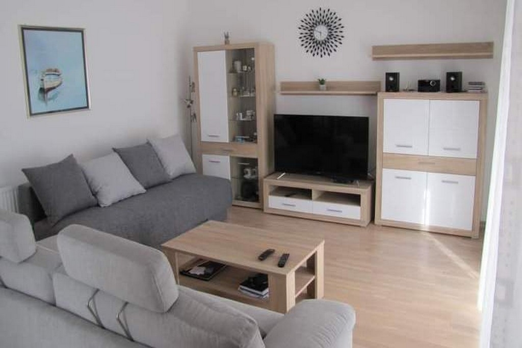 Four-bedroom house with terrace Šibenik (K-24444)