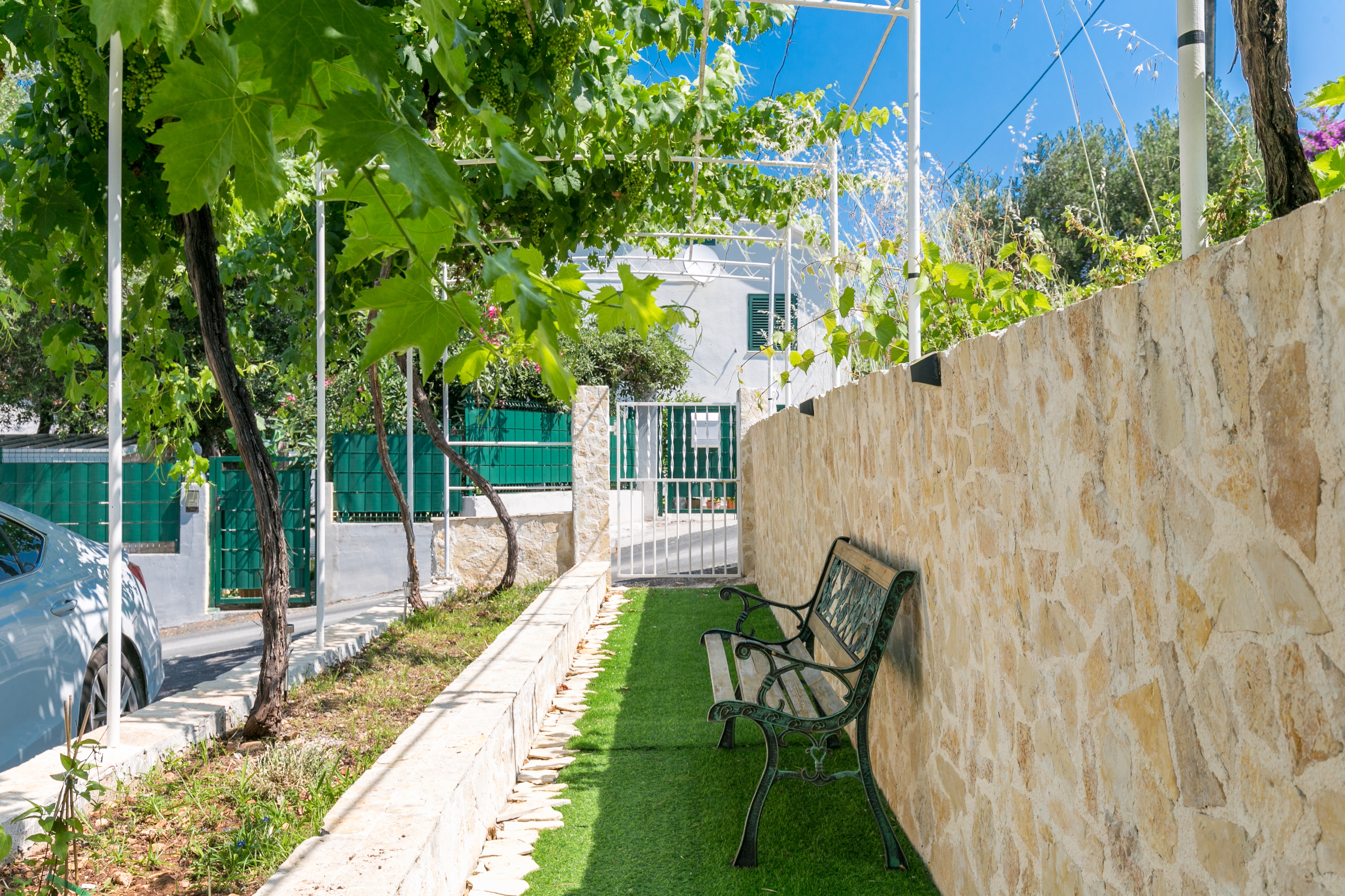 Two bedroom house with terrace Okrug Gornji, Čiovo  K