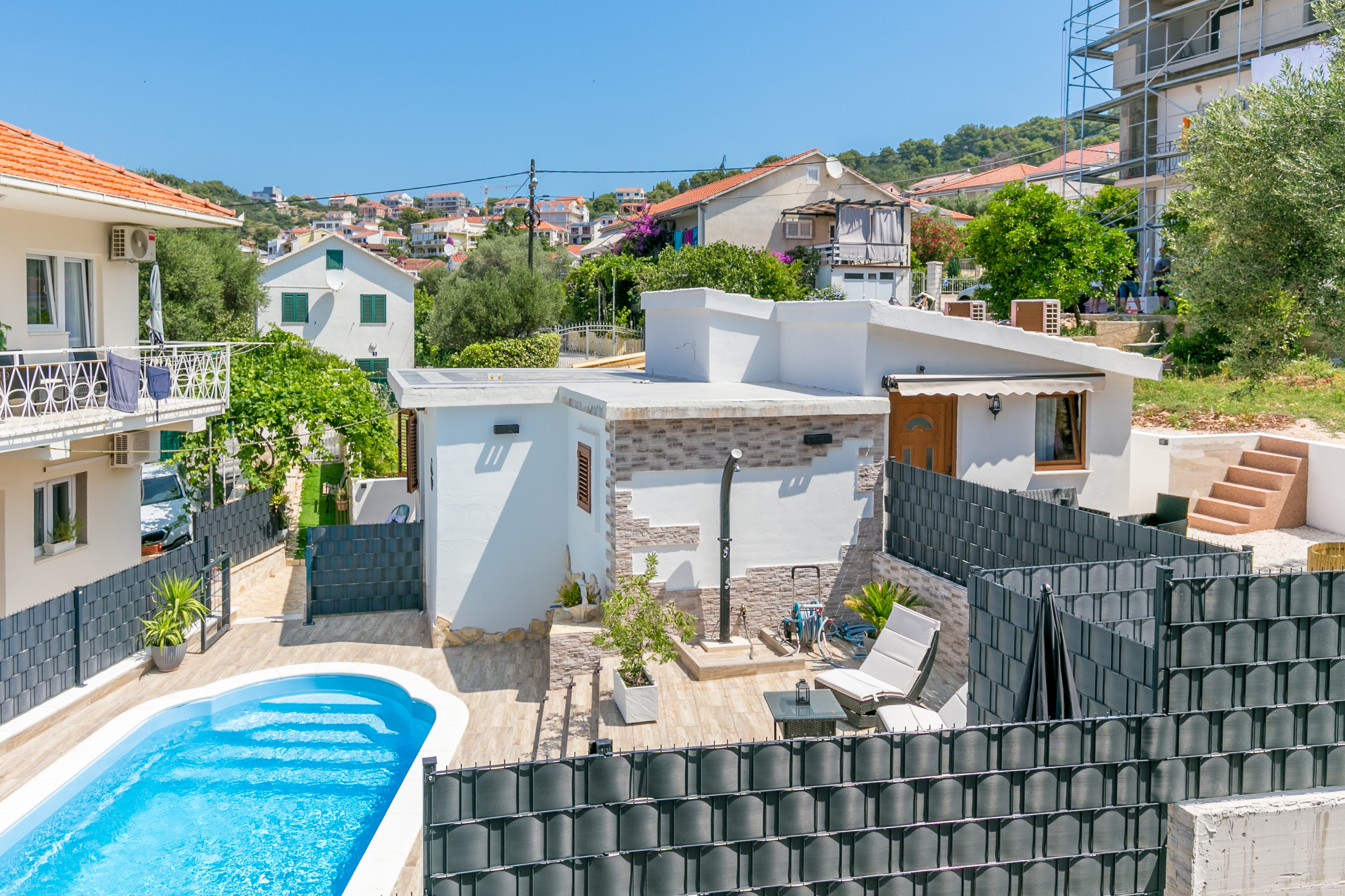 Two bedroom house with terrace Okrug Gornji, Čiovo  K