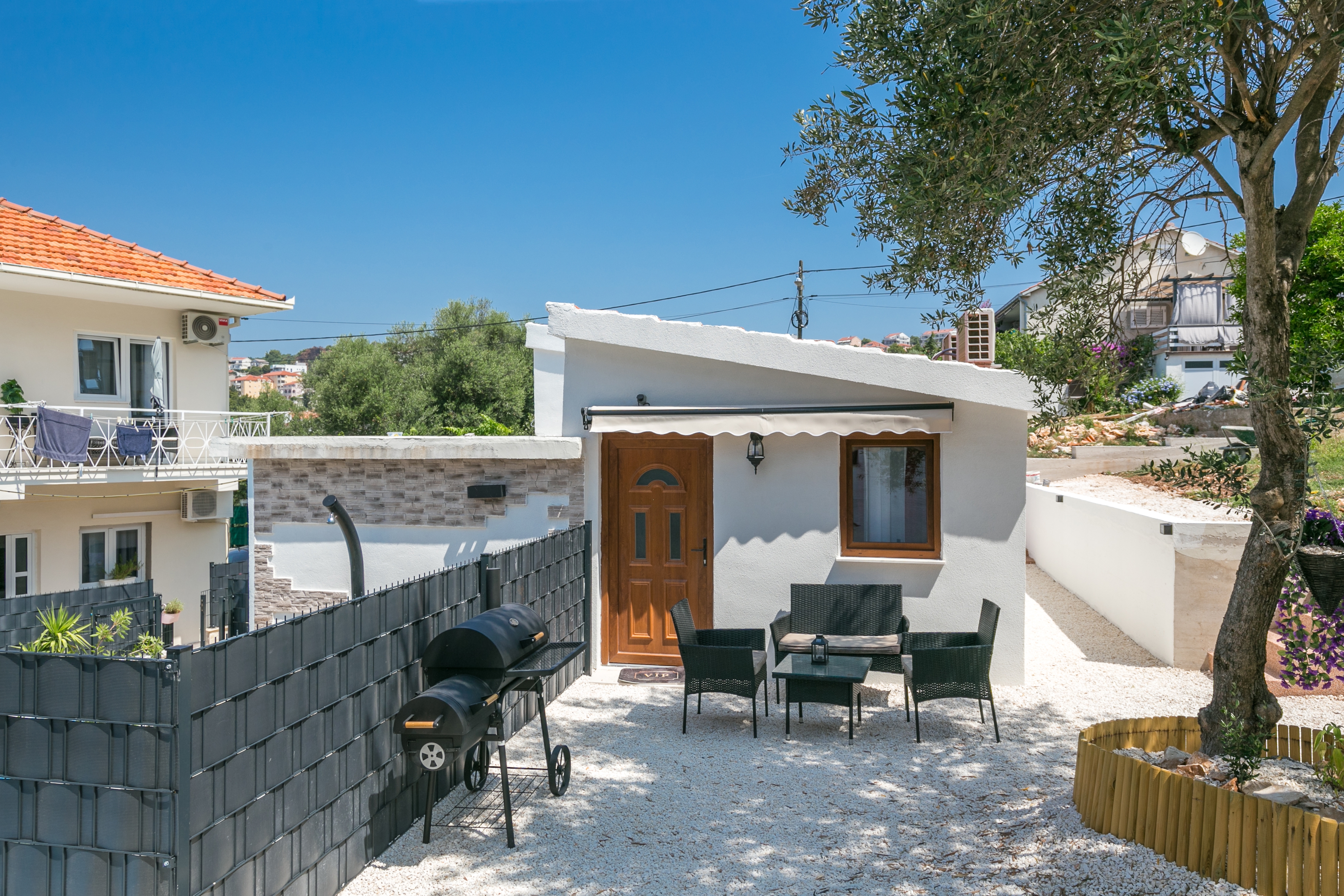 Two bedroom house with terrace Okrug Gornji, Čiovo  K