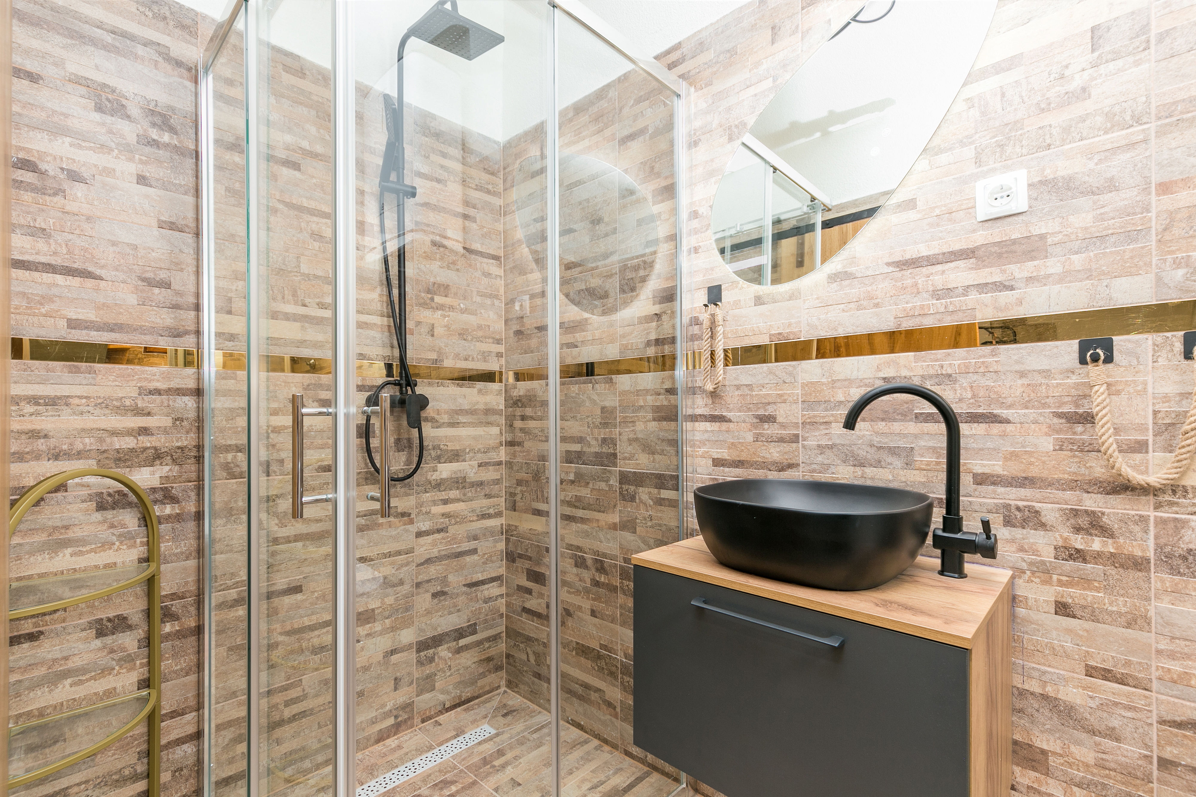 Two bedroom house with terrace Okrug Gornji, Čiovo  K