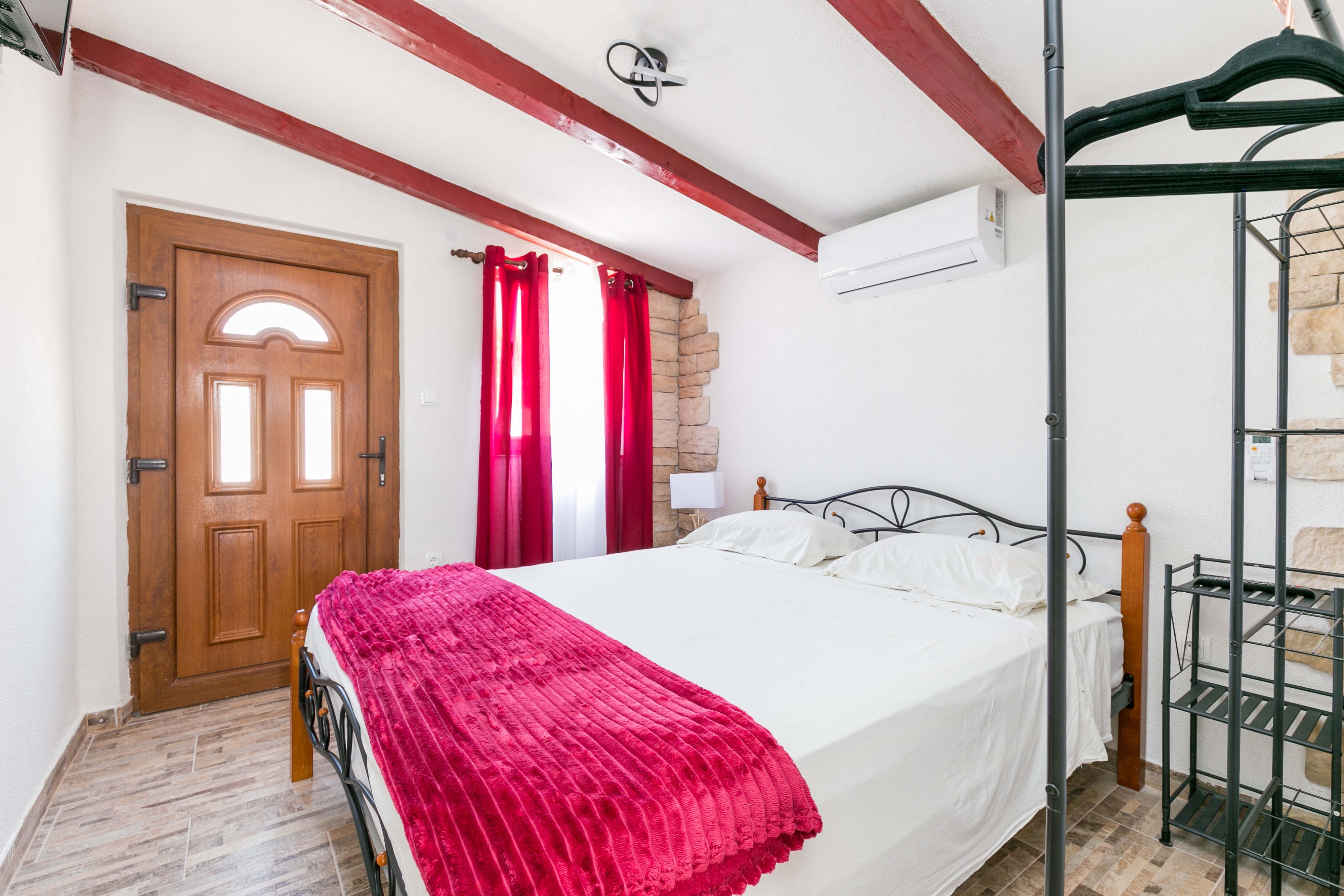 Two bedroom house with terrace Okrug Gornji, Čiovo  K