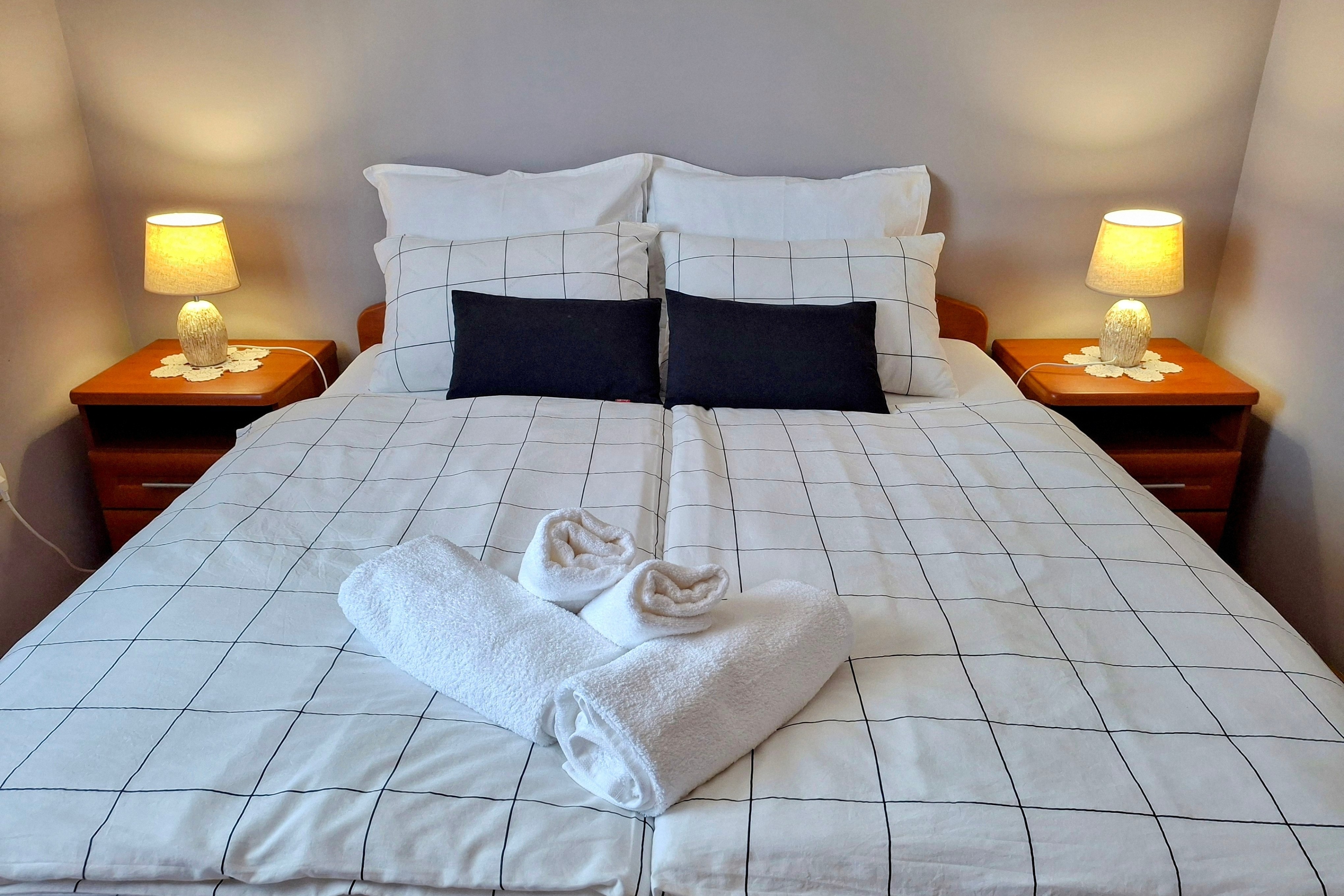 One bedroom apartment with balcony Palit, Rab (A-24465-a) One bedroom apartment with balcony Palit, Rab (A-24465-a)