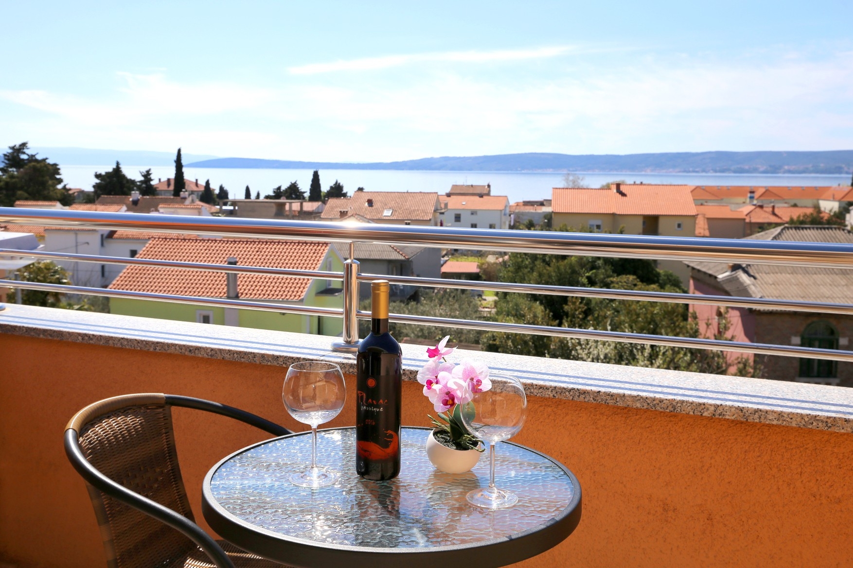 Trosoben apartma Z balkonom in pogledom na morje Kaštel Stari, Kaštela  A-a
