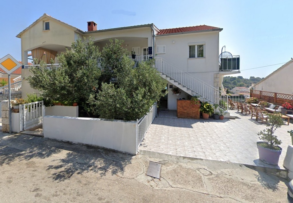 Jednosobni apartman s balkonom i pogledom na more Hvar  A-d
