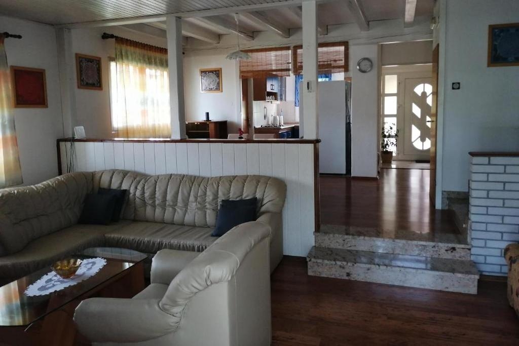 Two bedroom apartment with terrace Ogulin, Gorski kotar (A-24512-a)