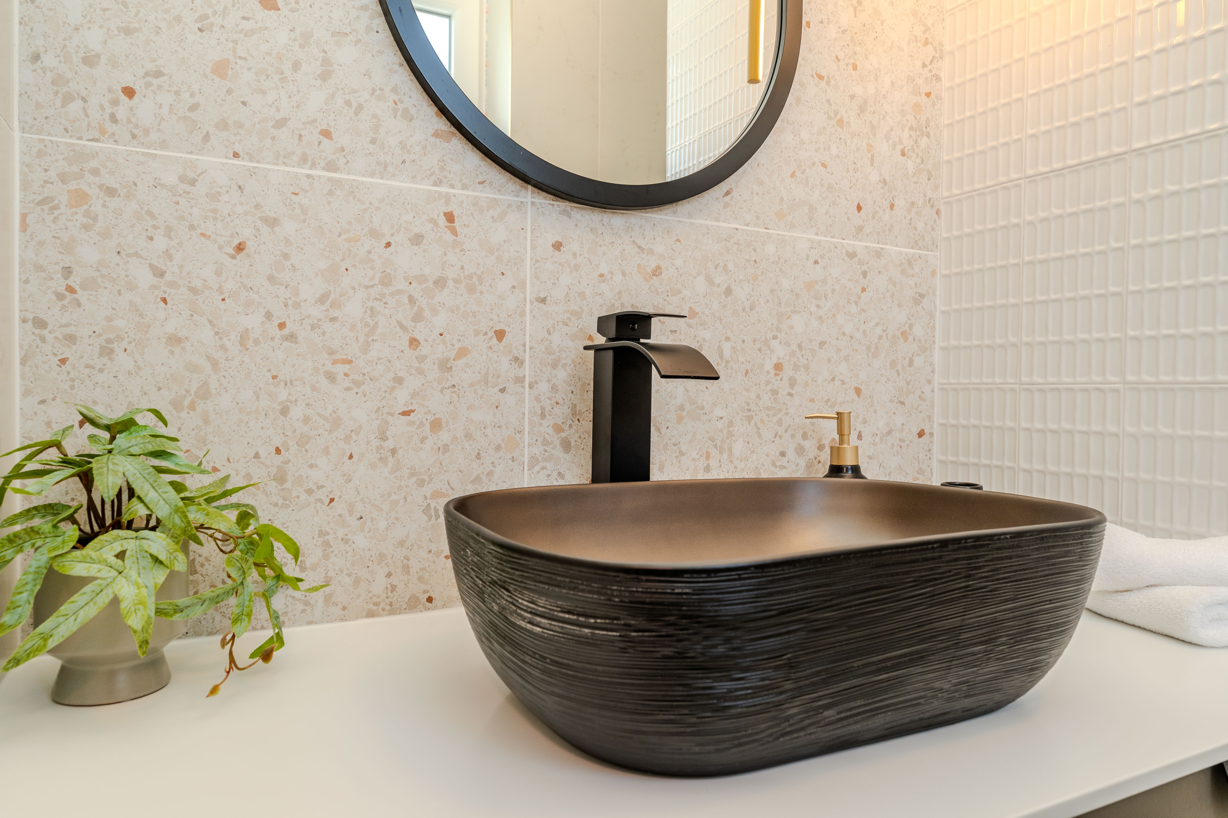 One bedroom apartment with balcony and sea view Sukošan, Zadar  A-b