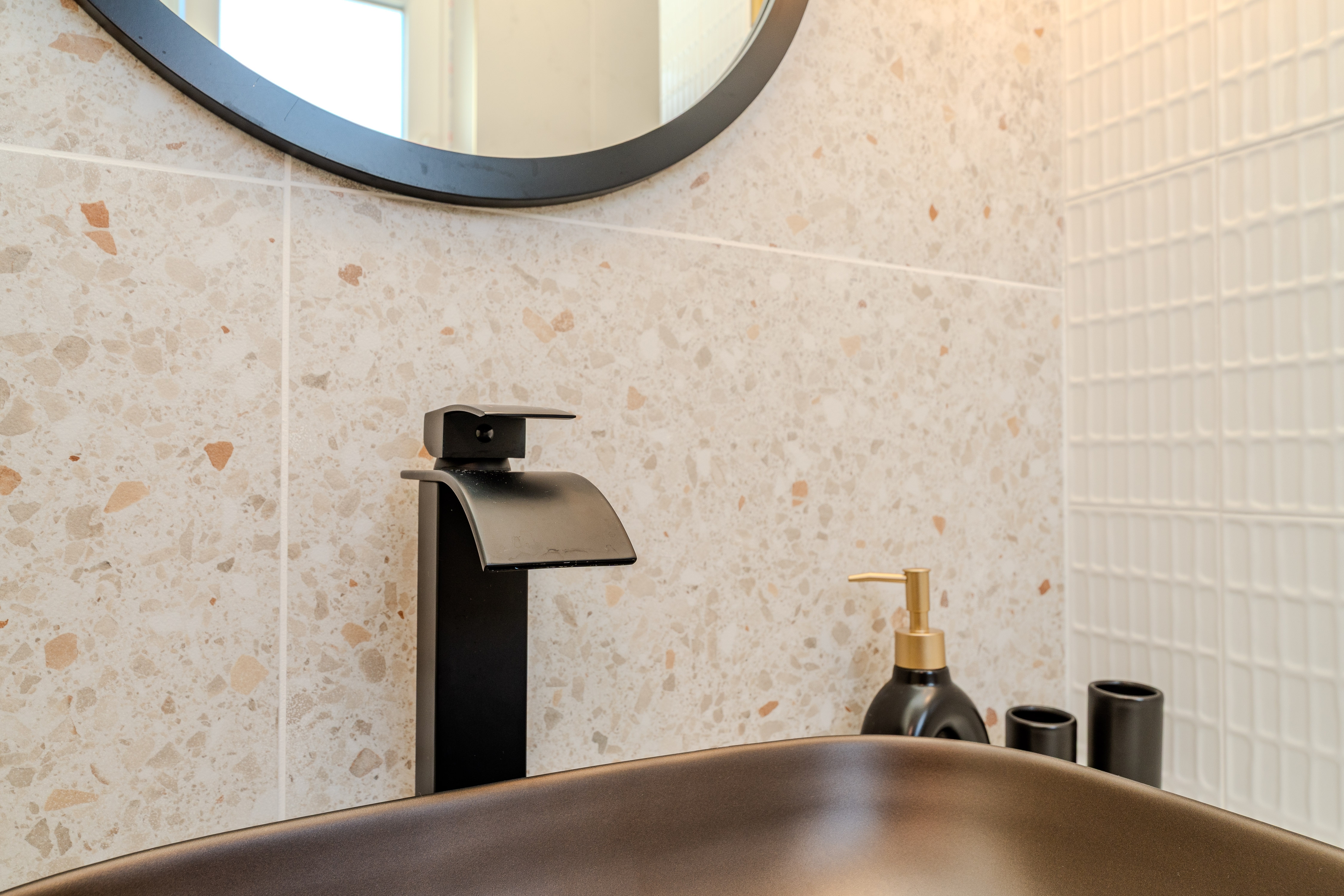 One bedroom apartment with balcony and sea view Sukošan, Zadar  A-b