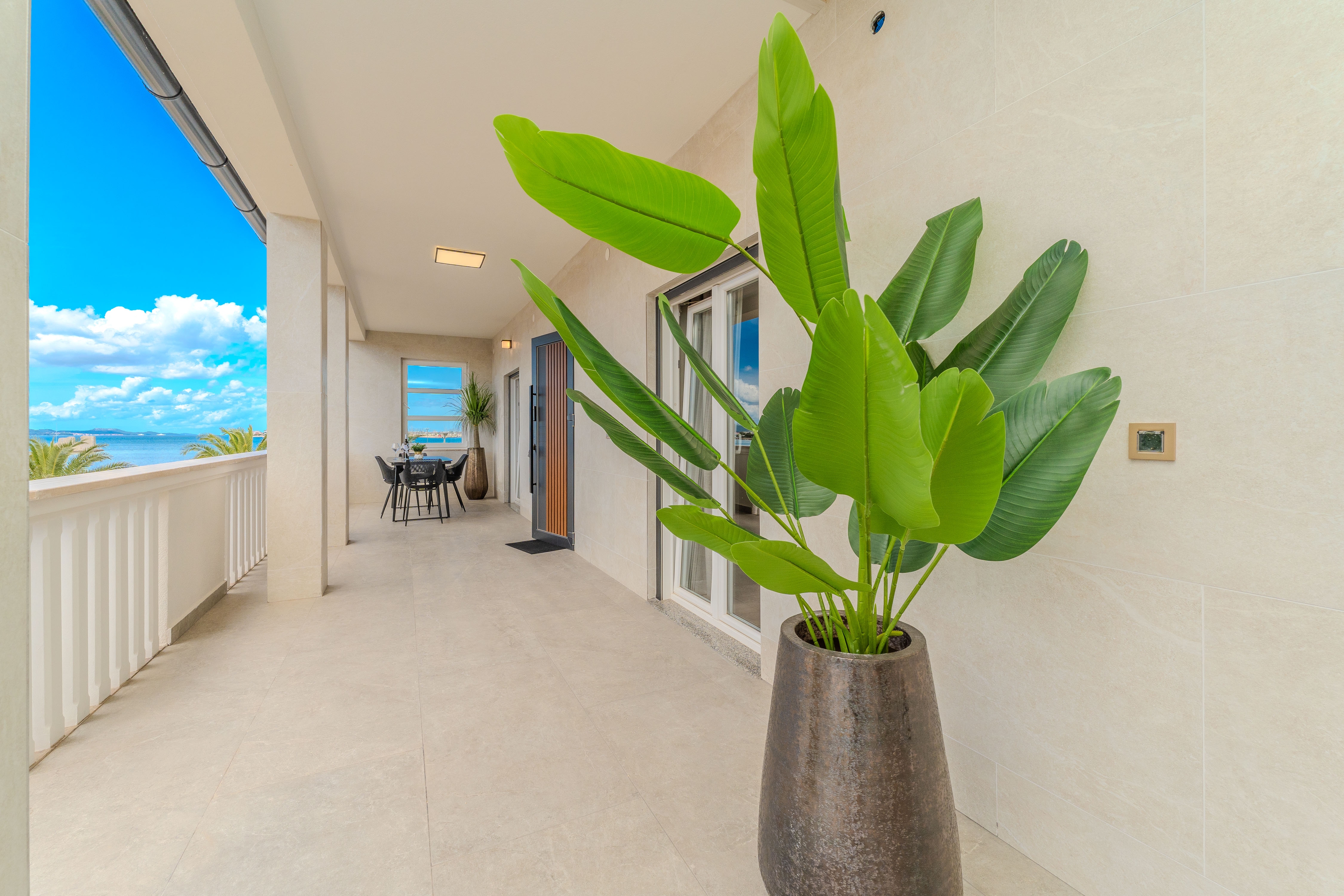 One bedroom apartment with balcony and sea view Sukošan, Zadar  A-d