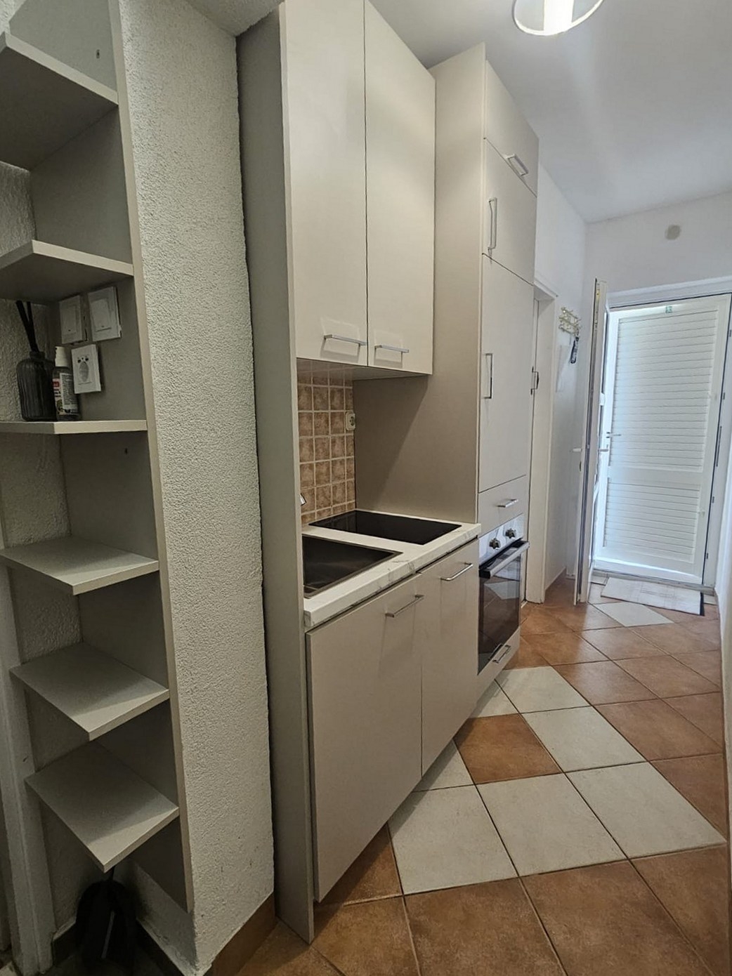 One bedroom apartment with terrace and sea view Viganj, Pelješac (A-24522-b) One bedroom apartment with terrace and sea view Viganj, Pelješac (A-24522-b)