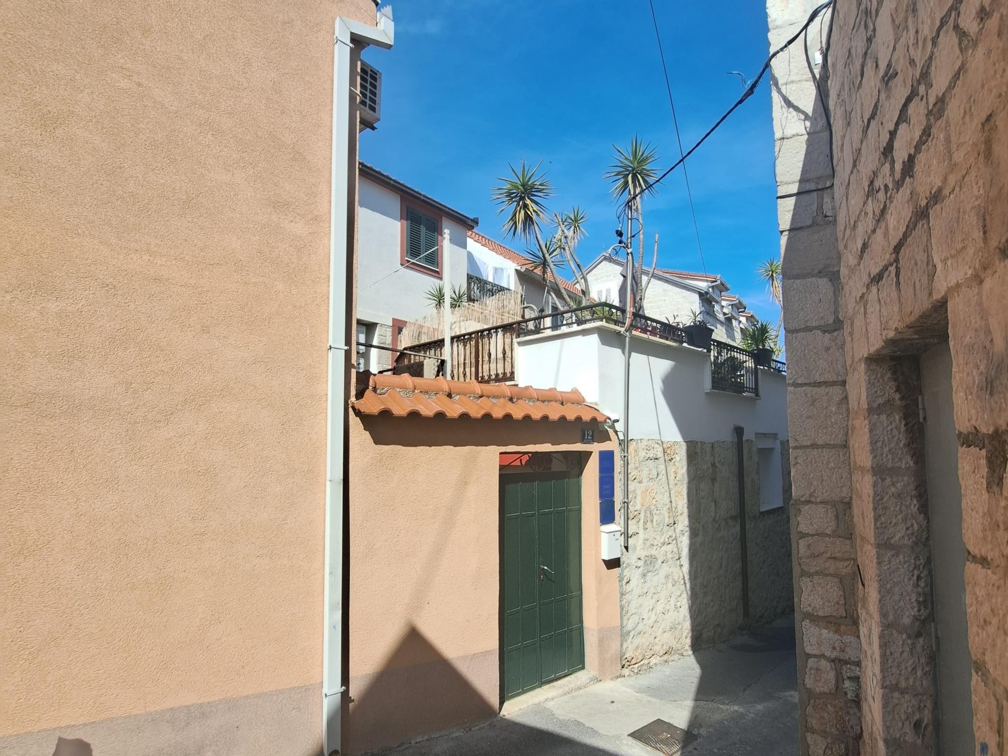 Appartement dune chambre avec la terrasse Split (A-24525-a)