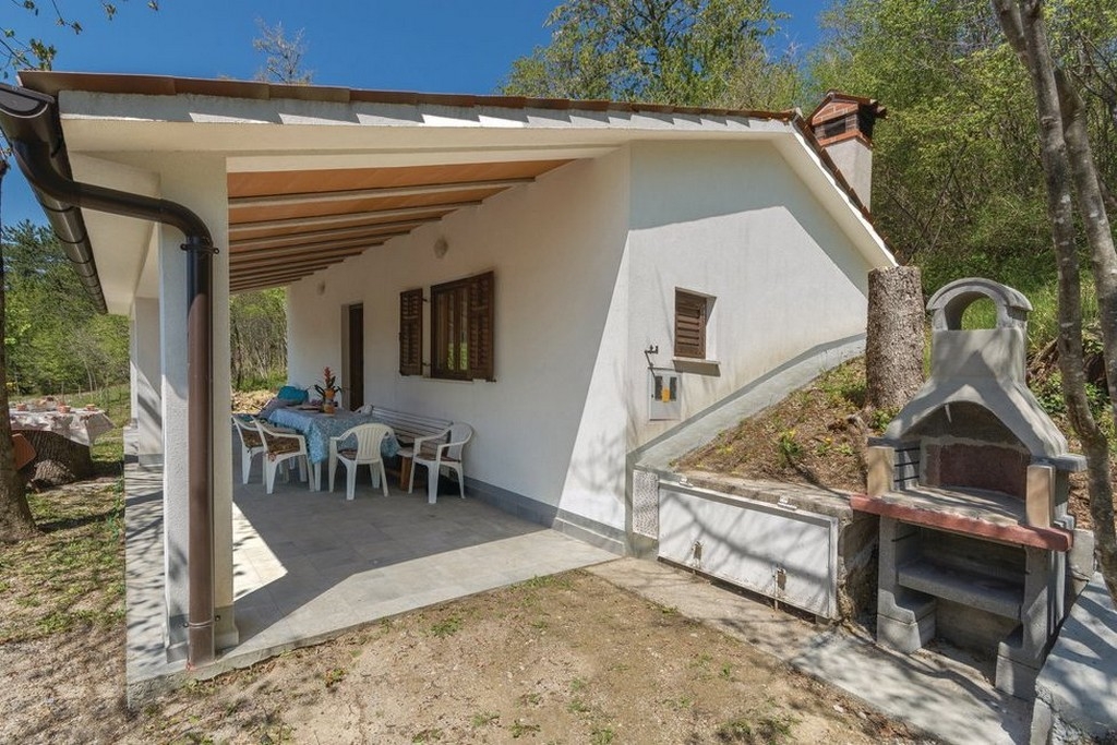 Dvosobna hiša S teraso Dolenja Vas, Centralna Istra - Središnja Istra  K